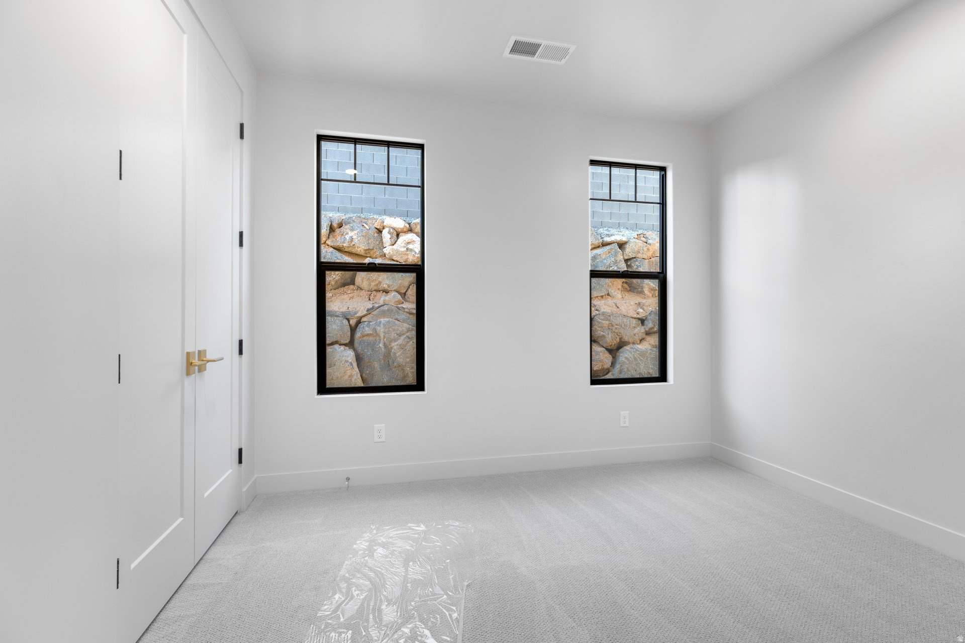 MOUNTAIN VIEW ESTATE OF HURRICANE - Residential