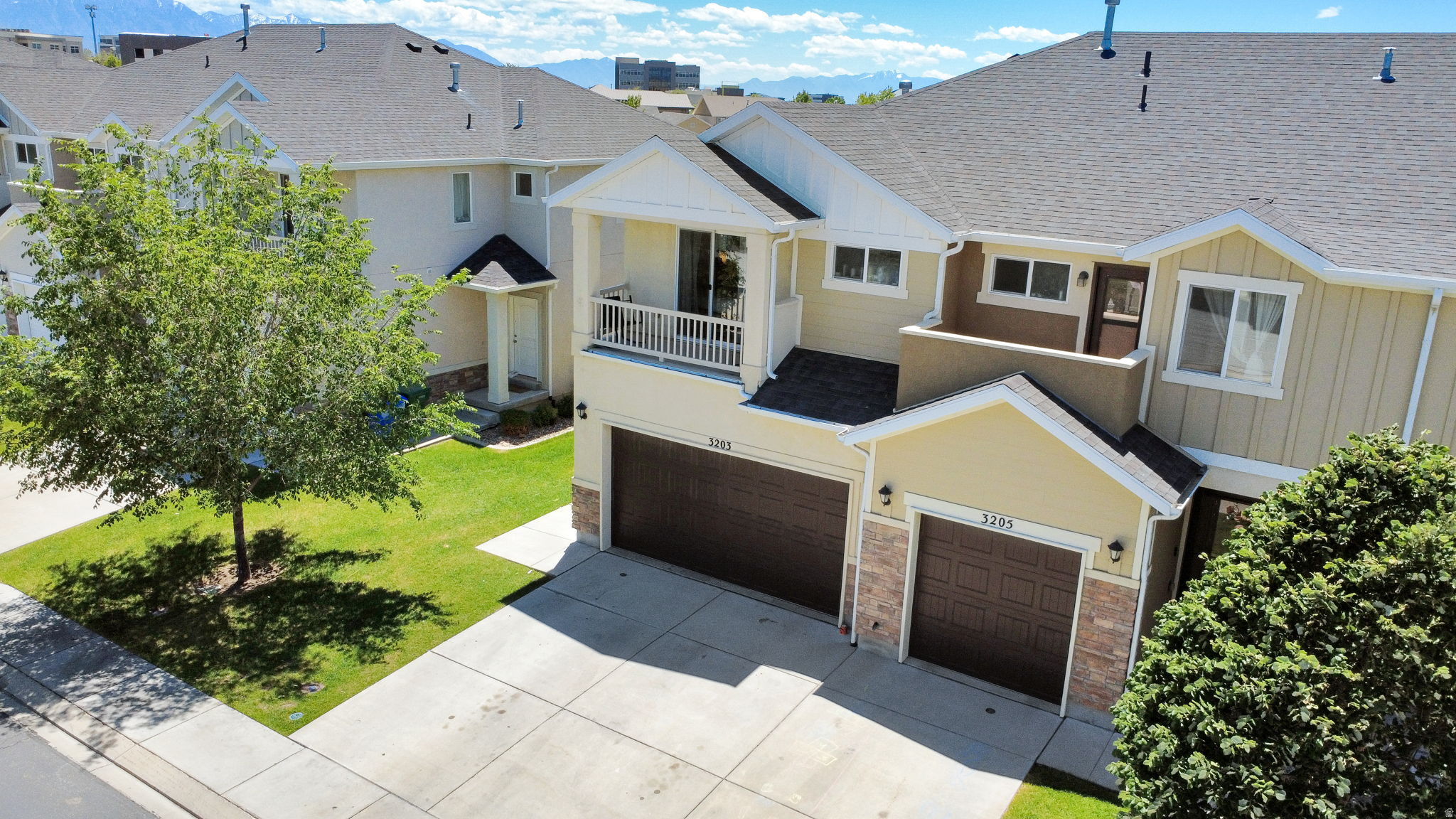 HANKS - Residential