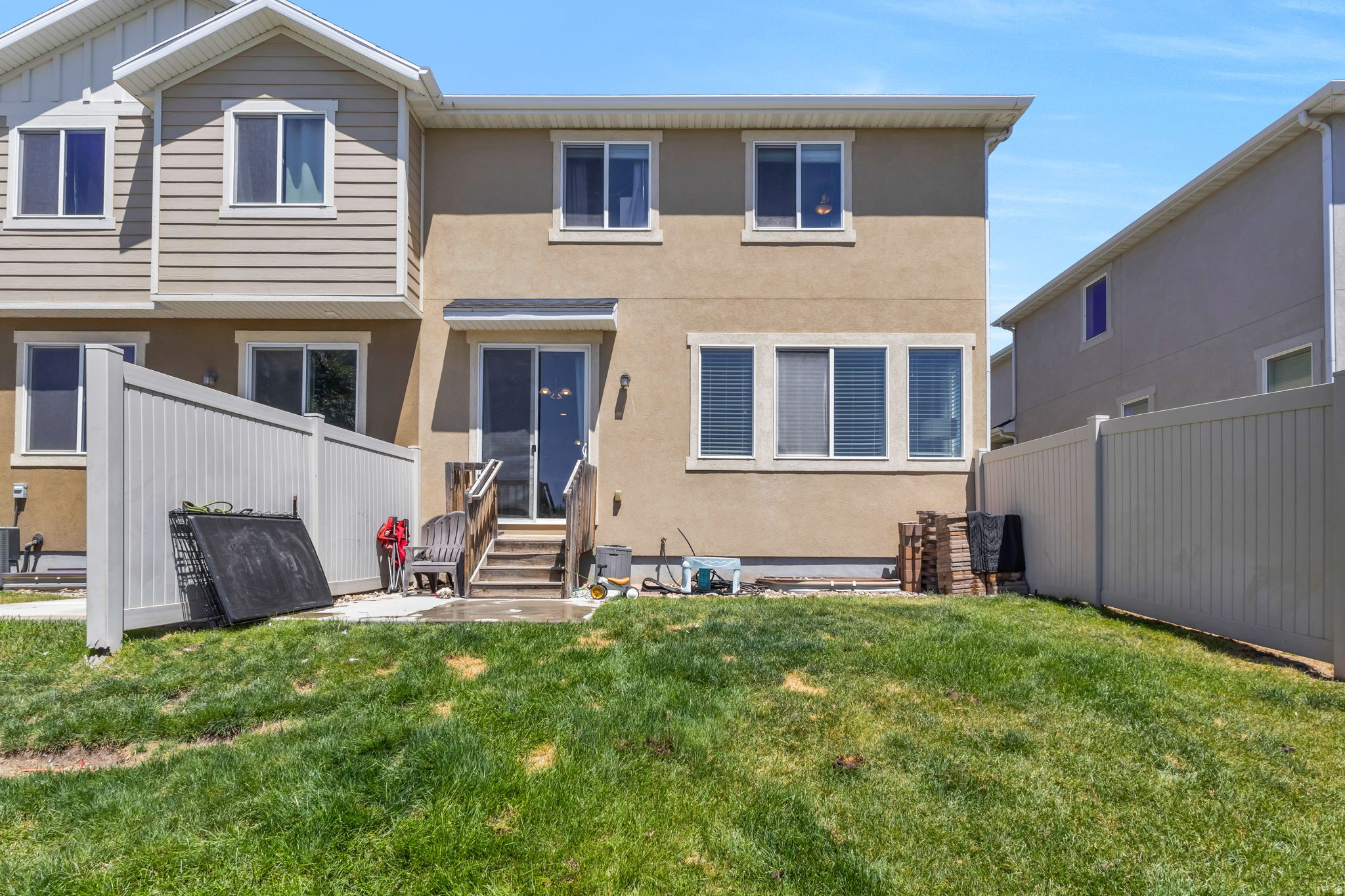 HANKS - Residential