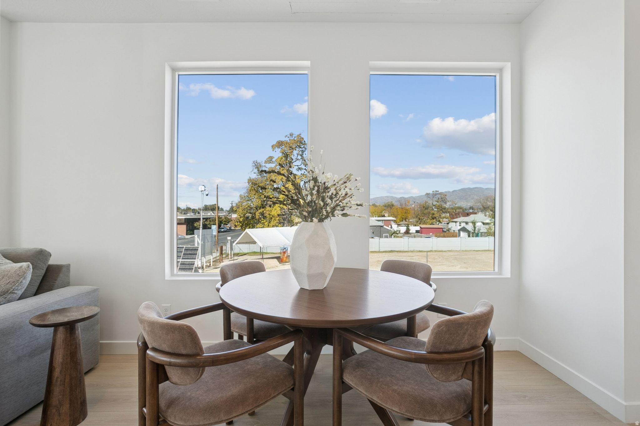 300 LOFTS - Residential