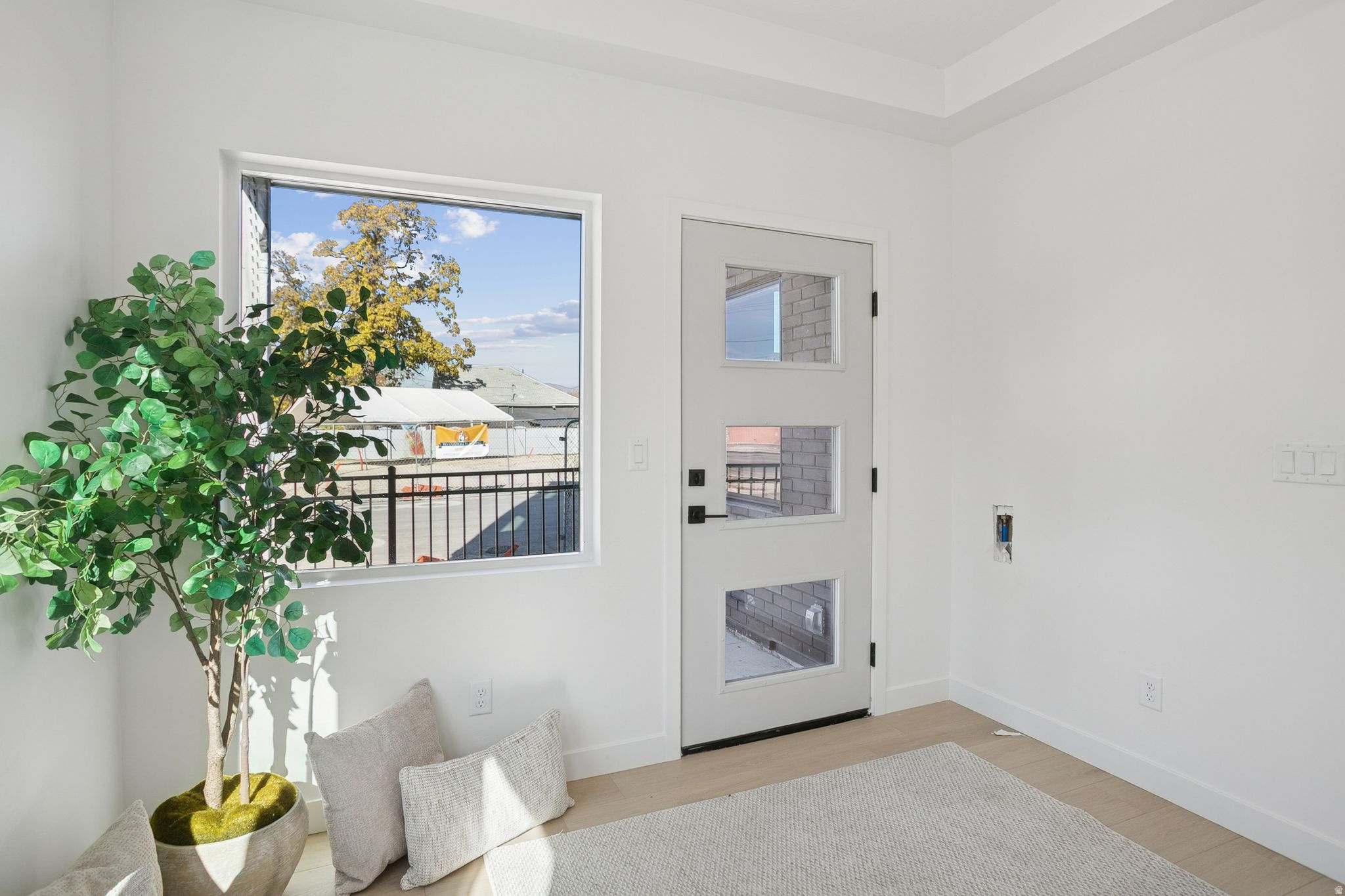 300 LOFTS - Residential