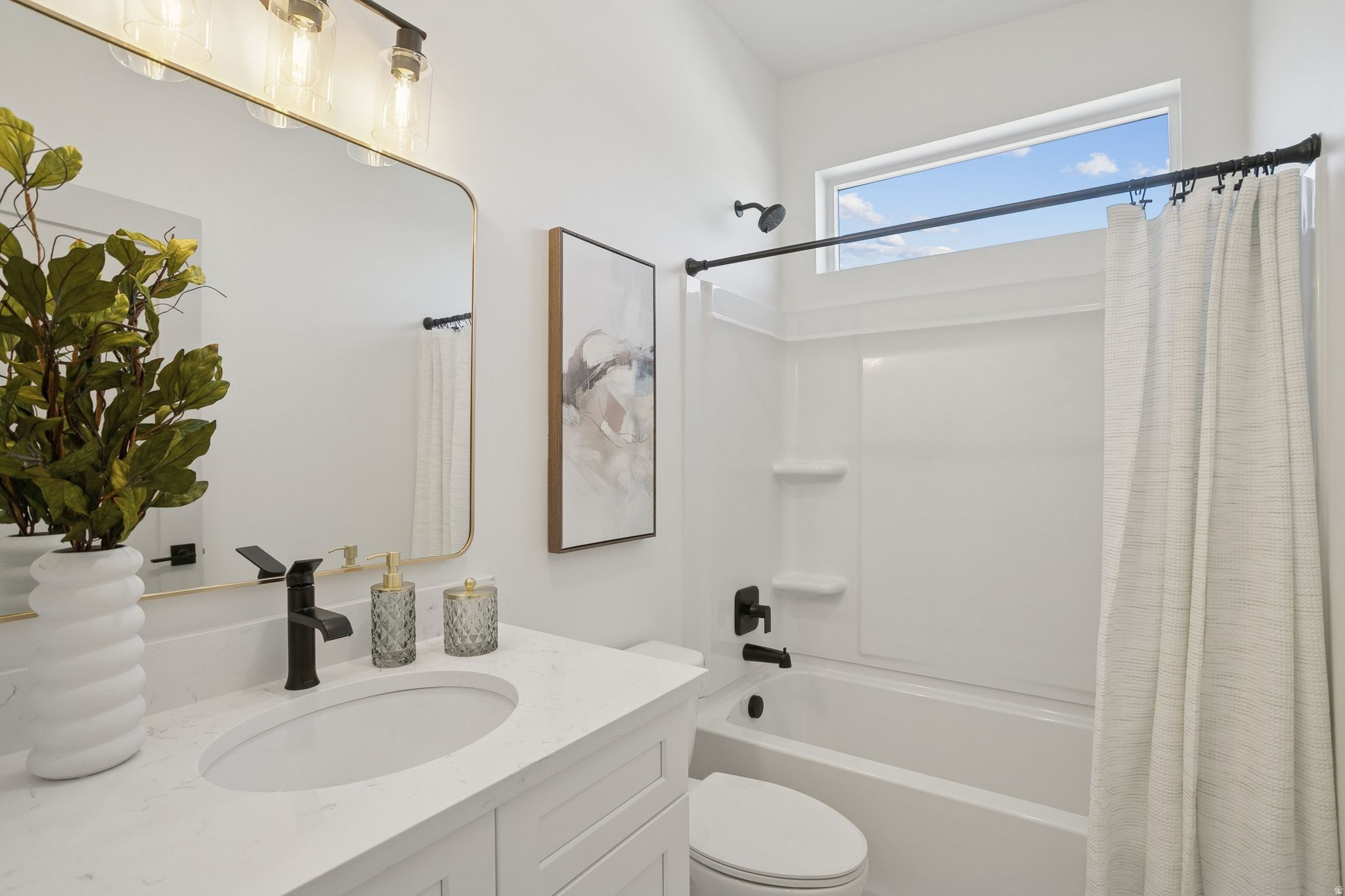 300 LOFTS - Residential