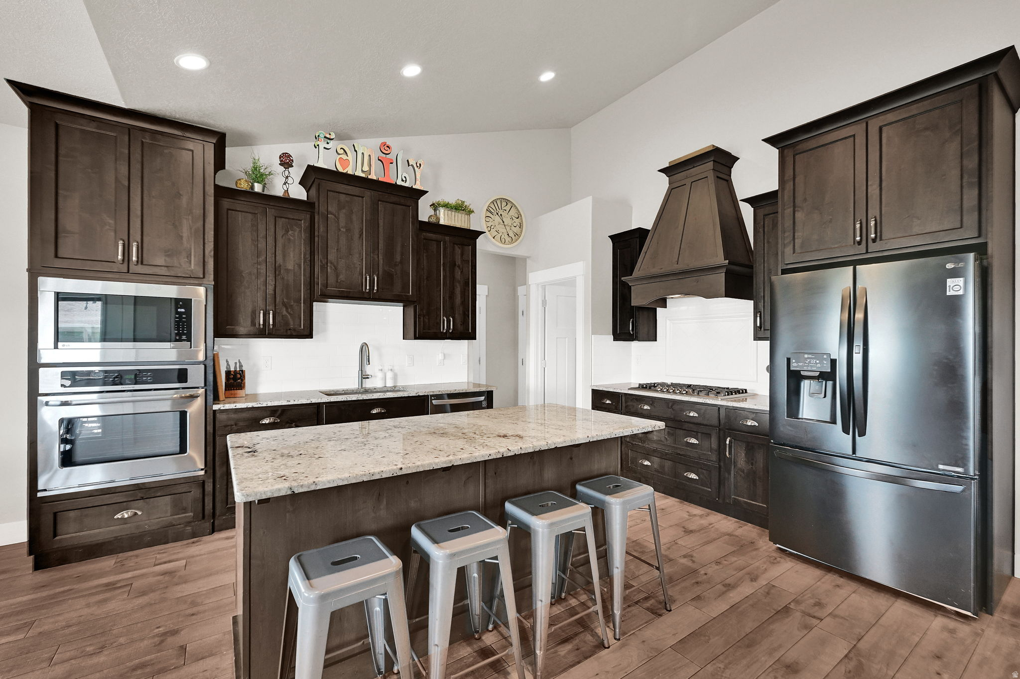 TAYLOR PARKS - Residential