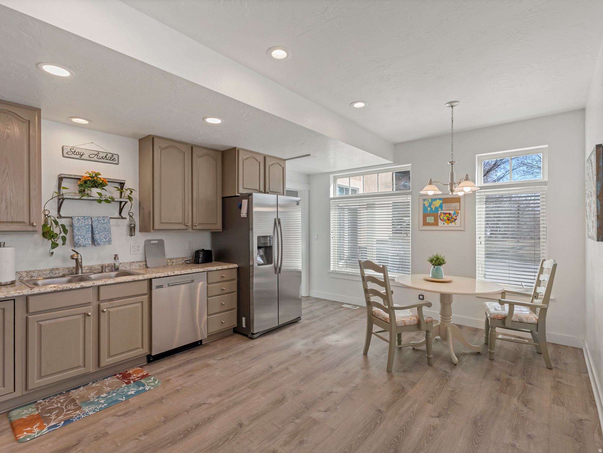 MOHOGANY RIDGE - Residential