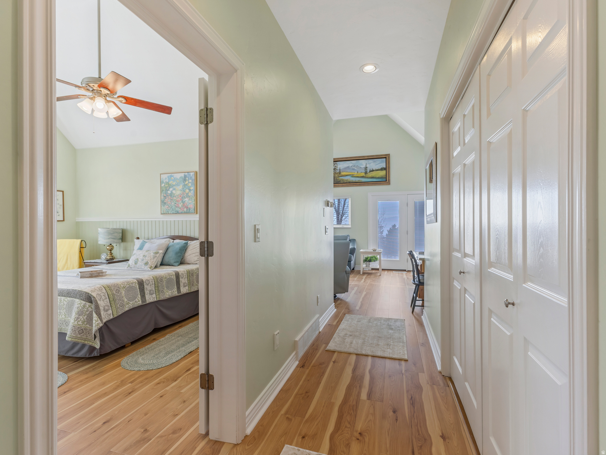 MOHOGANY RIDGE - Residential