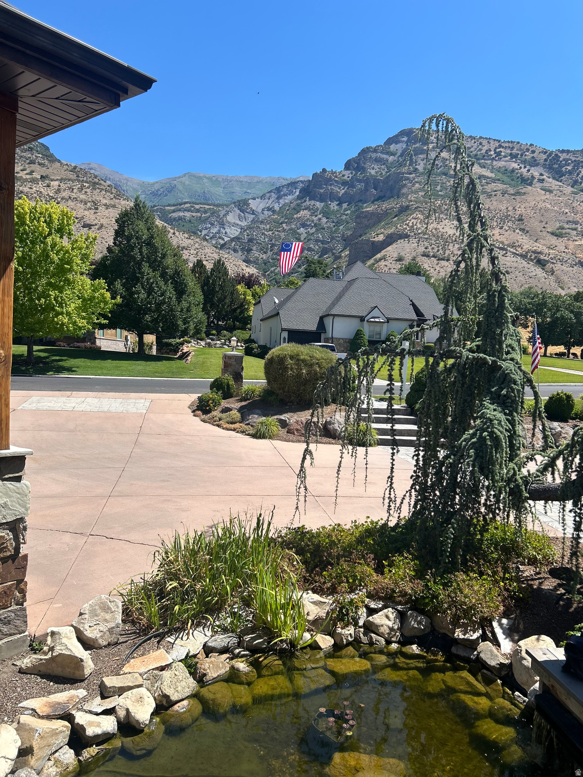 MOHOGANY RIDGE - Residential