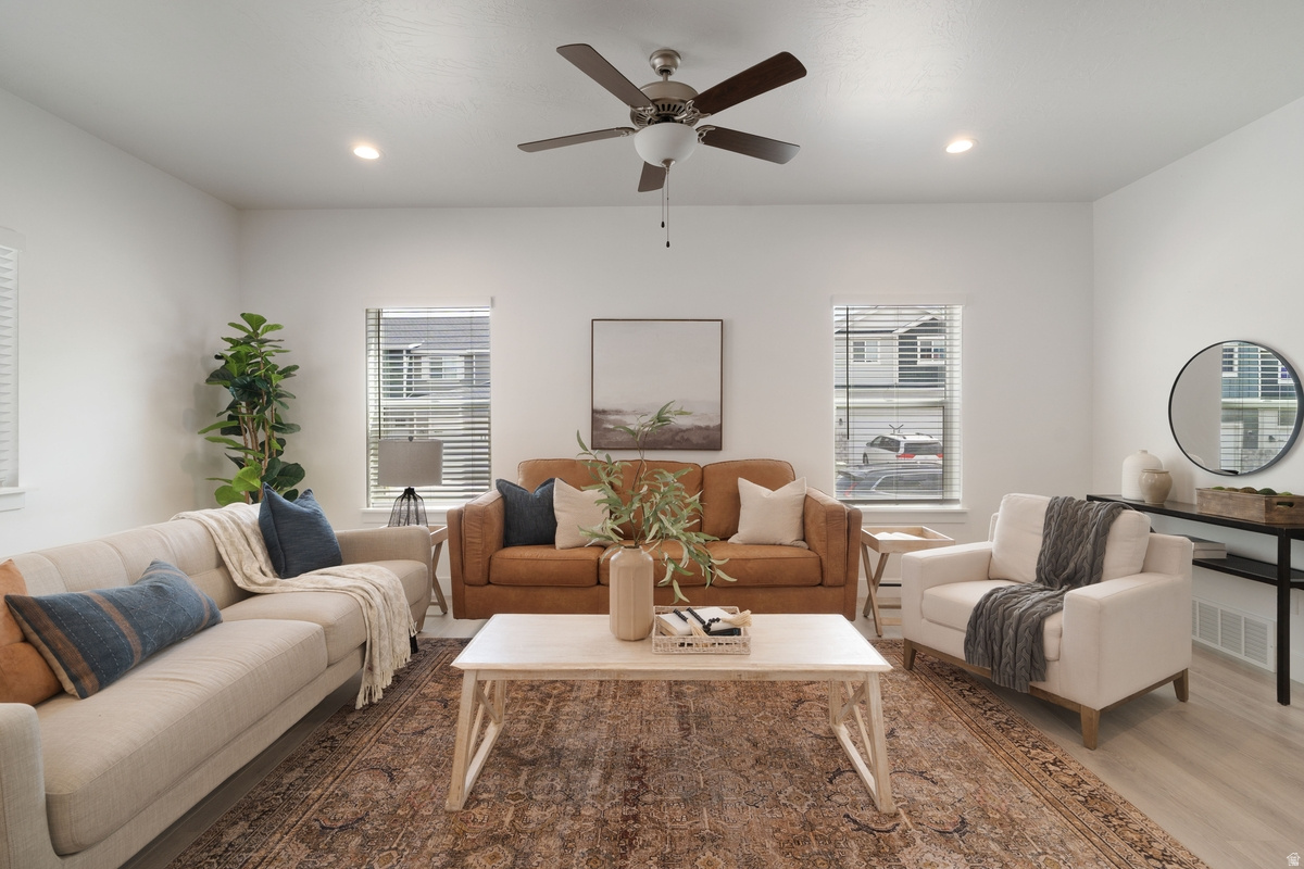 SILVERLAKE - Residential