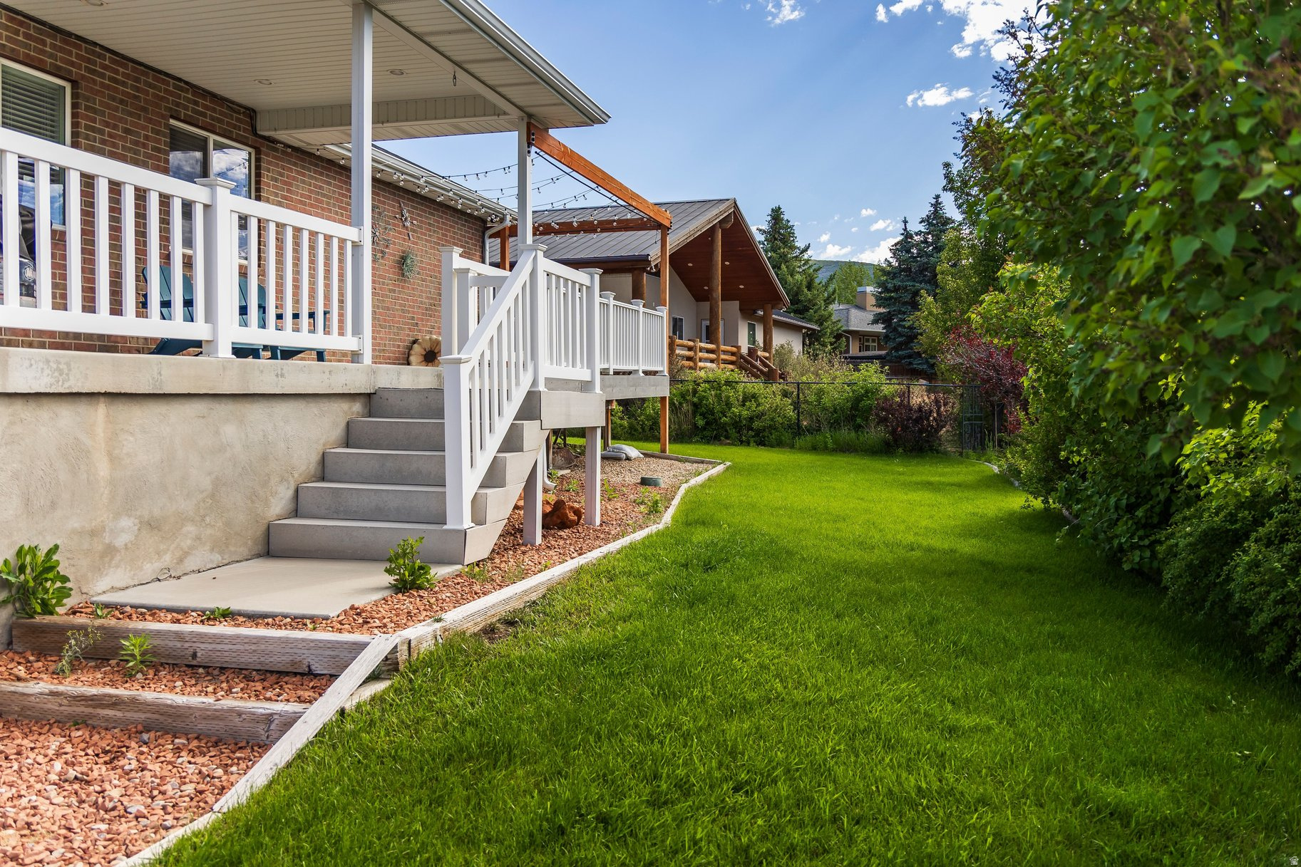 VALLEY HILLS ESTATES - Residential