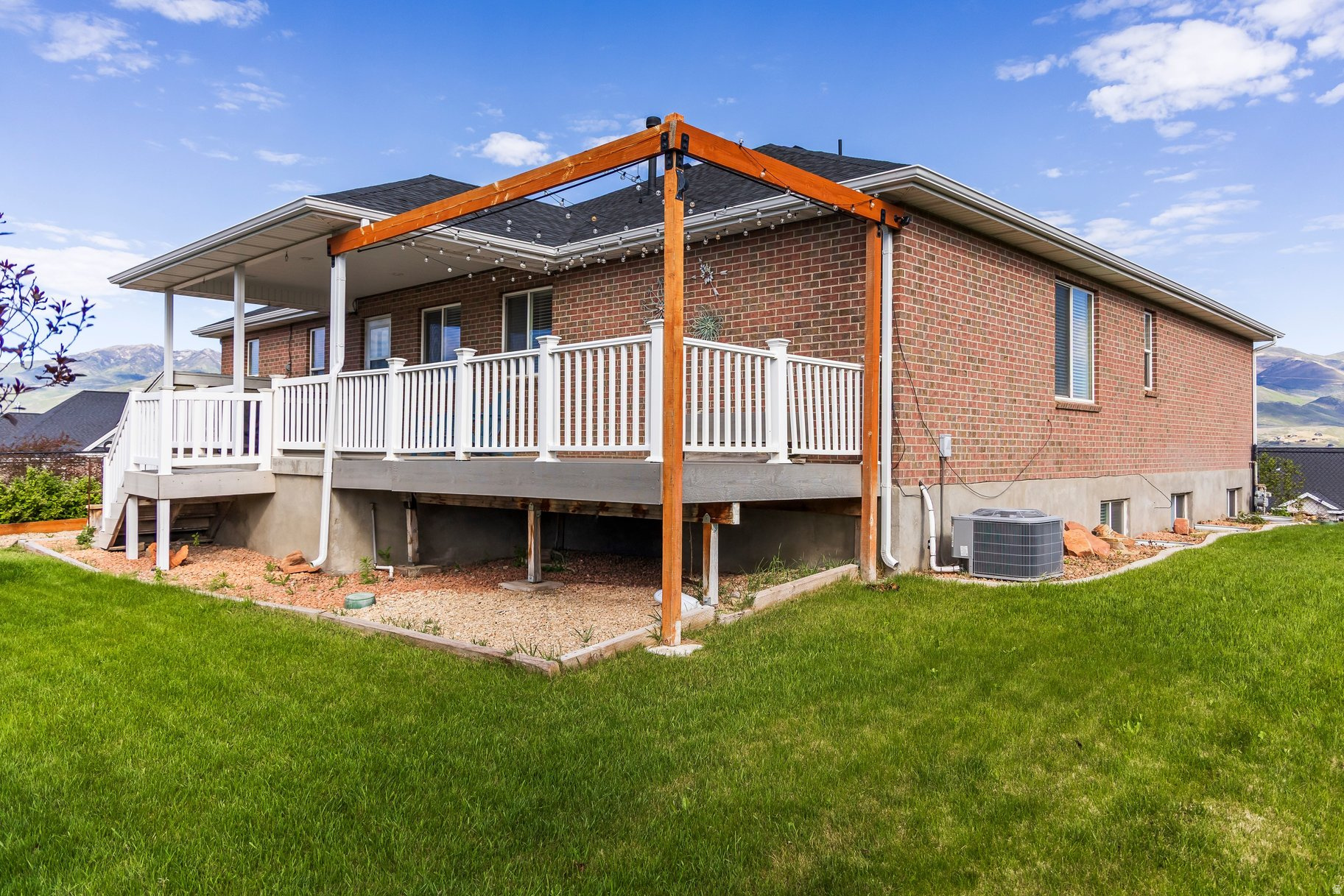 VALLEY HILLS ESTATES - Residential
