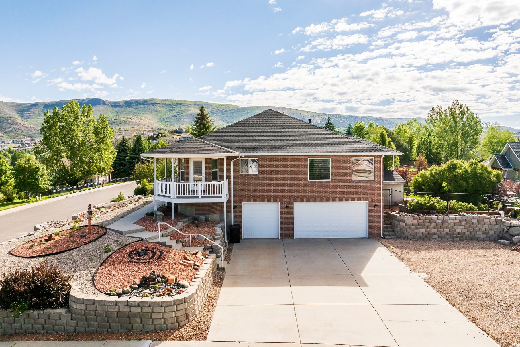 VALLEY HILLS ESTATES - Residential