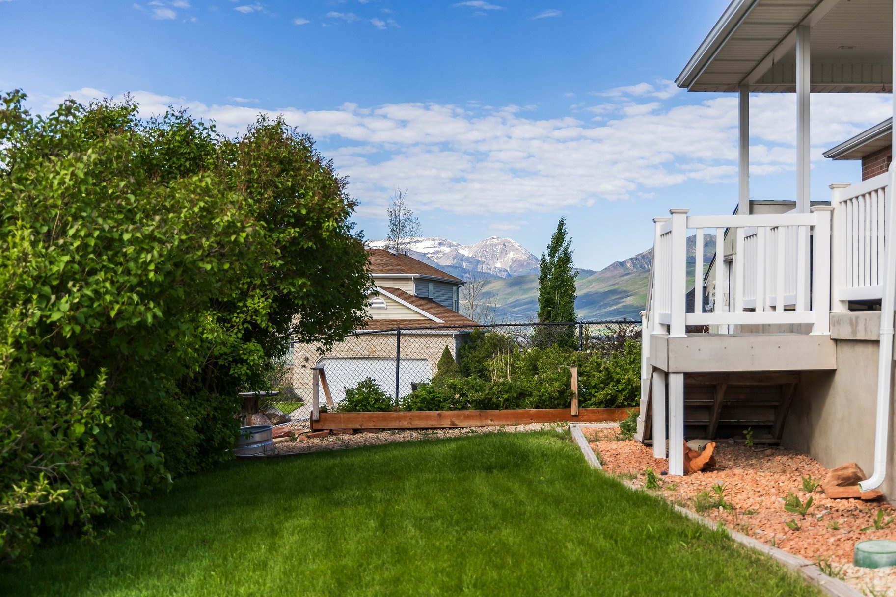 VALLEY HILLS ESTATES - Residential