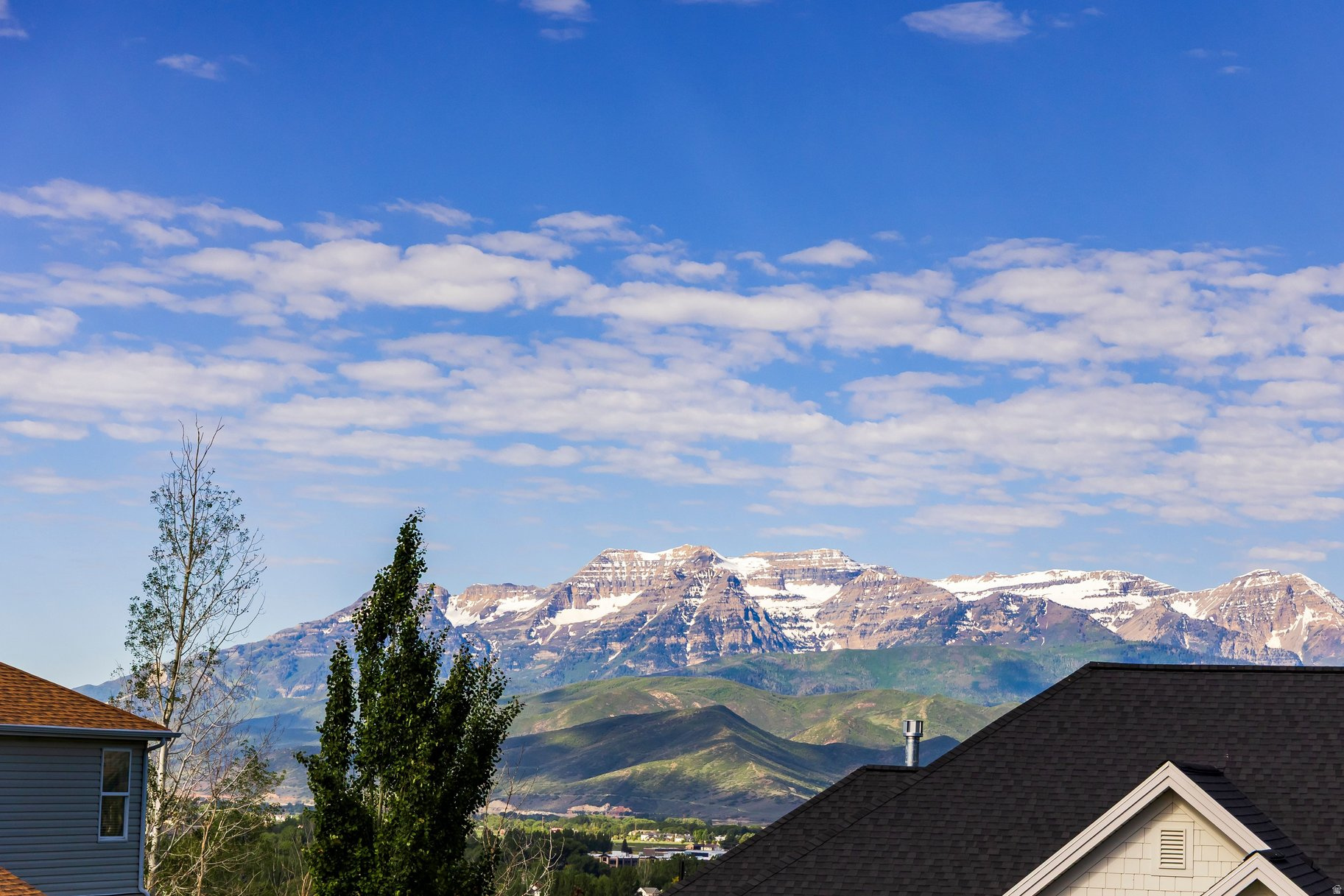 VALLEY HILLS ESTATES - Residential