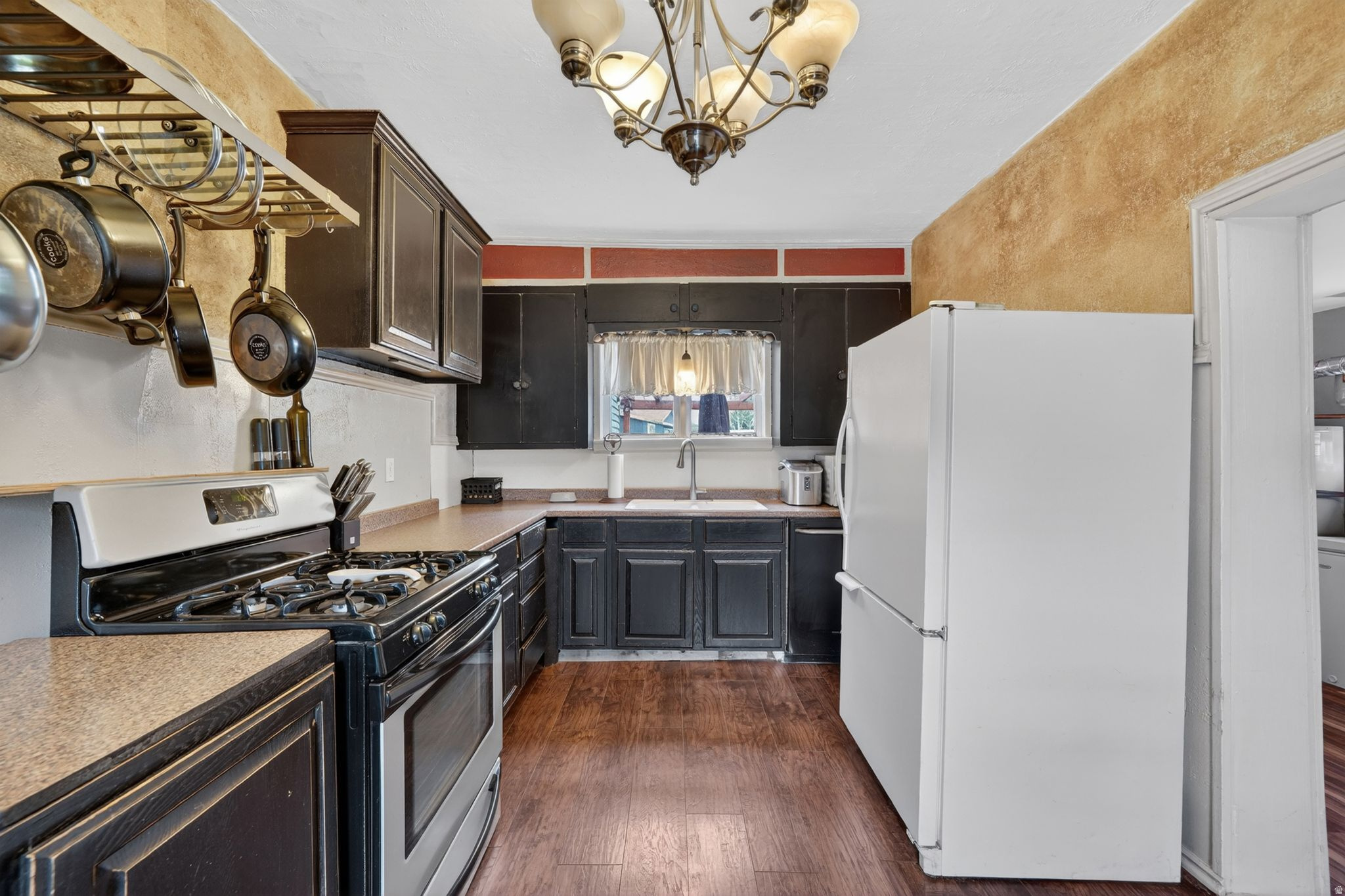COALVILLE TOWN - Residential
