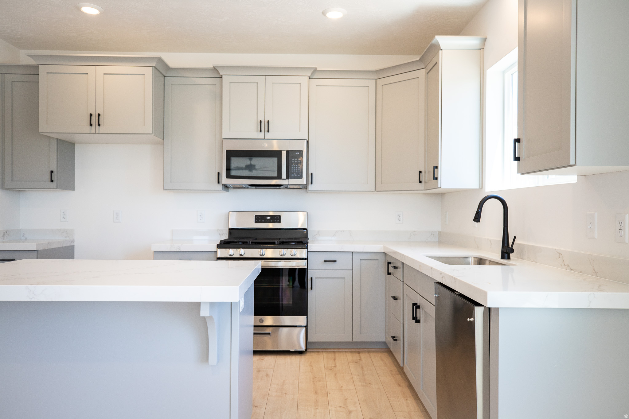 LOMOND HEIGHTS - Residential
