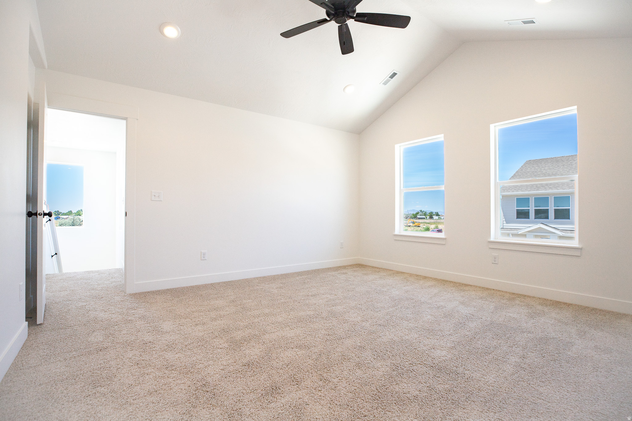LOMOND HEIGHTS - Residential