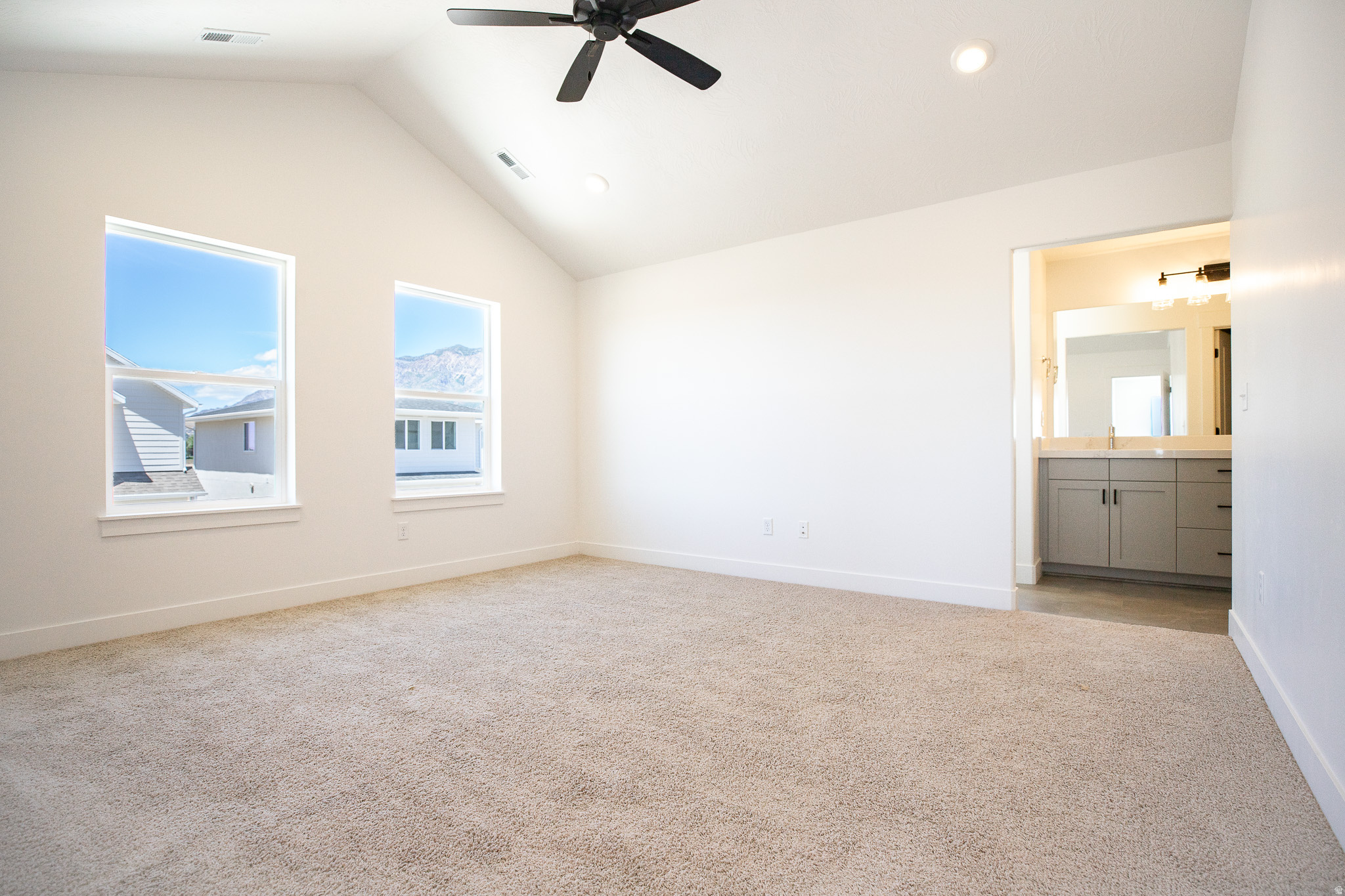 LOMOND HEIGHTS - Residential