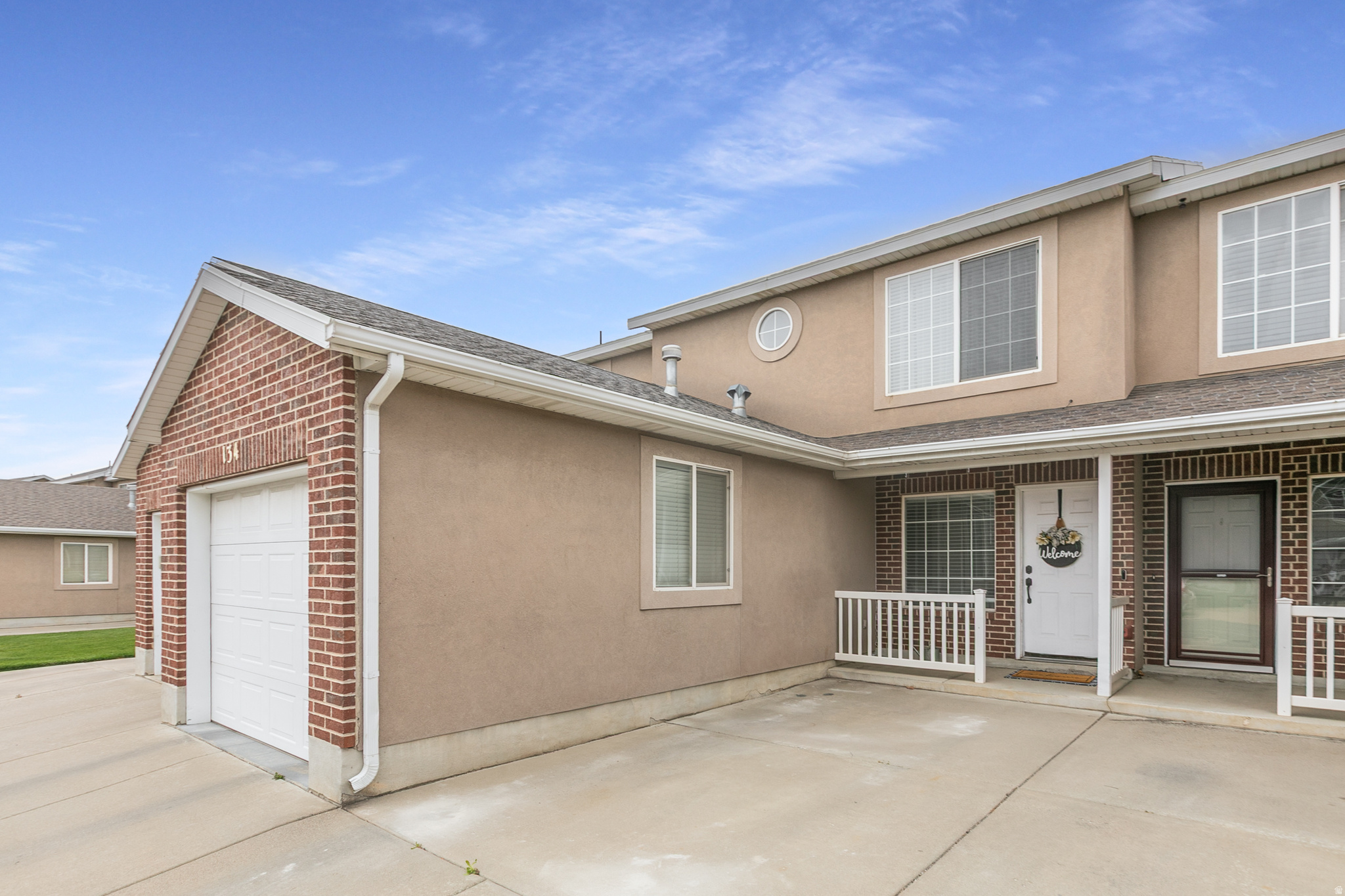 NEW TOWNE SQUARE - Residential