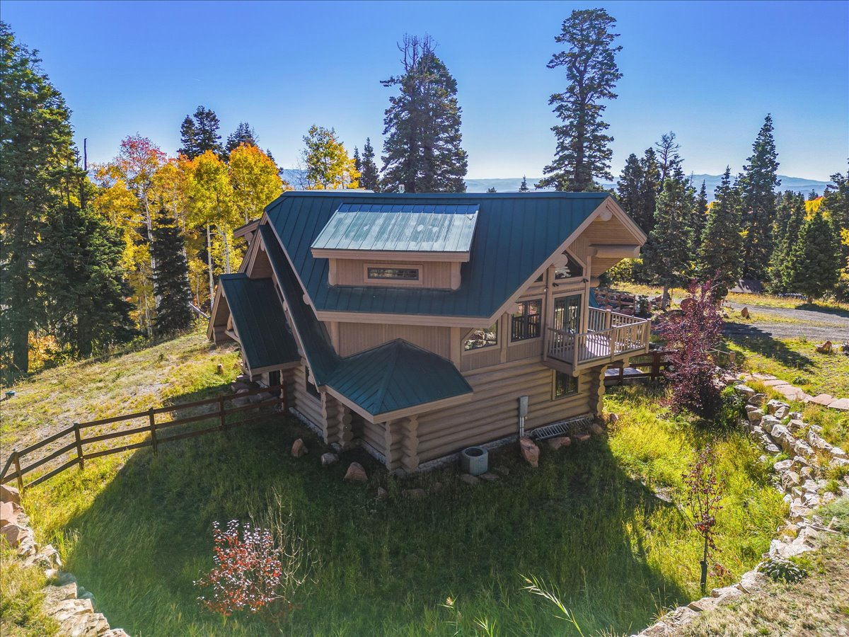 STAGECOACH ESTATES - Residential