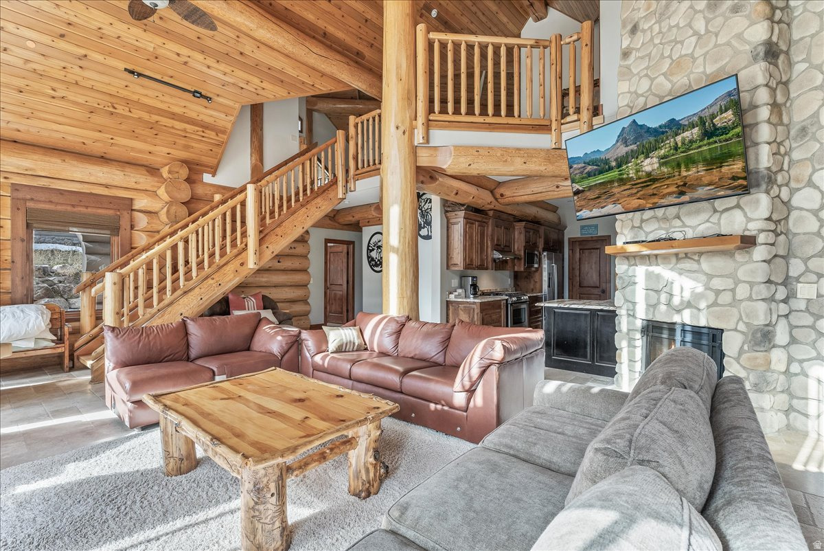 STAGECOACH ESTATES - Residential