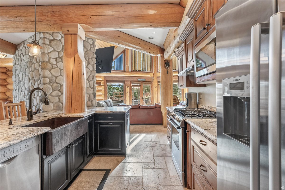 STAGECOACH ESTATES - Residential