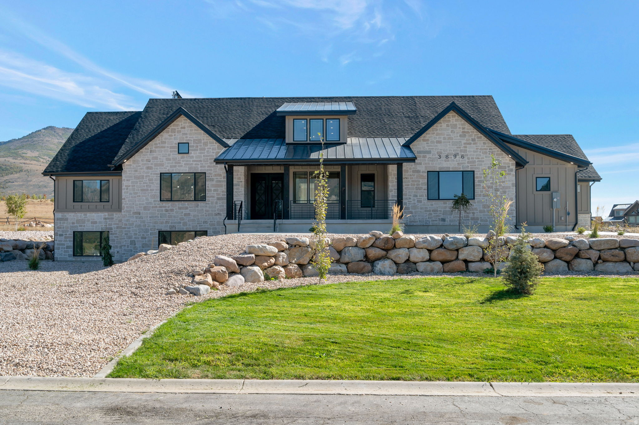 EAGLE RIDGE - Residential