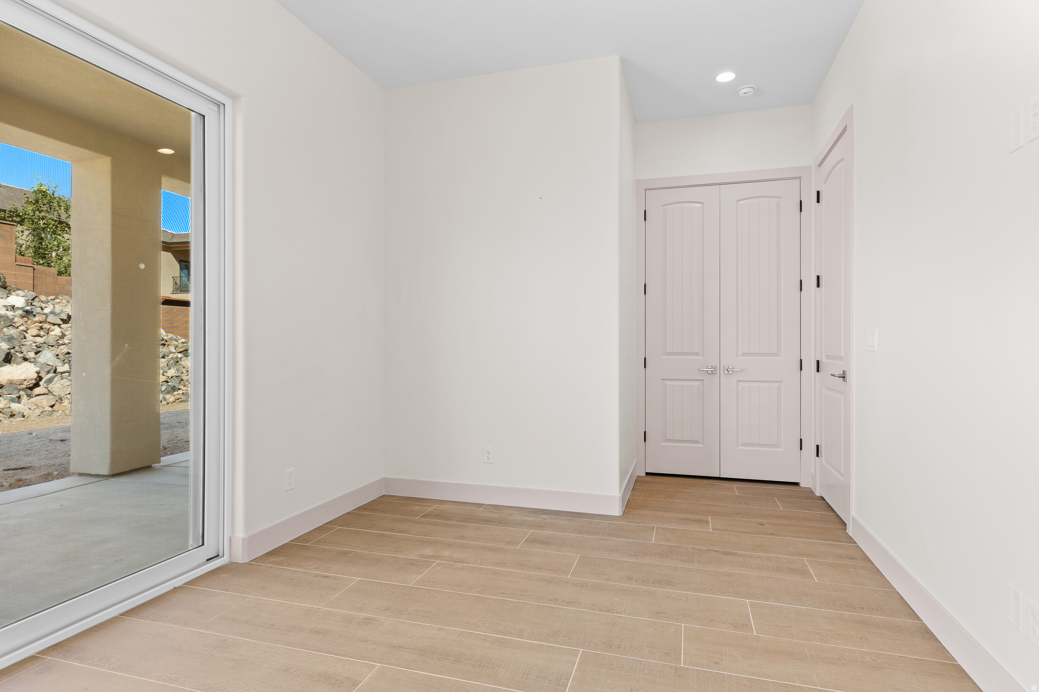 SUNSET RIDGE - Residential