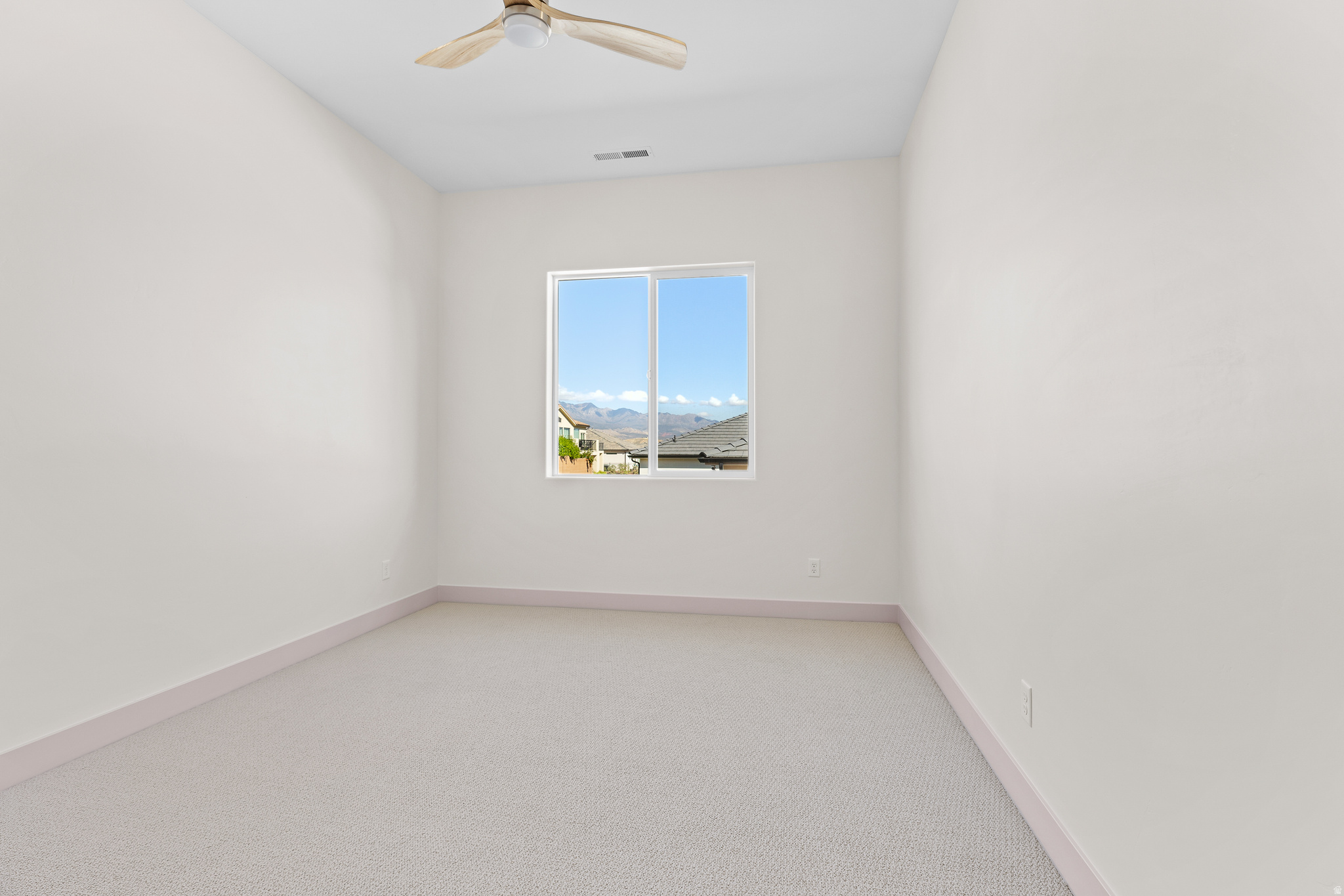 SUNSET RIDGE - Residential