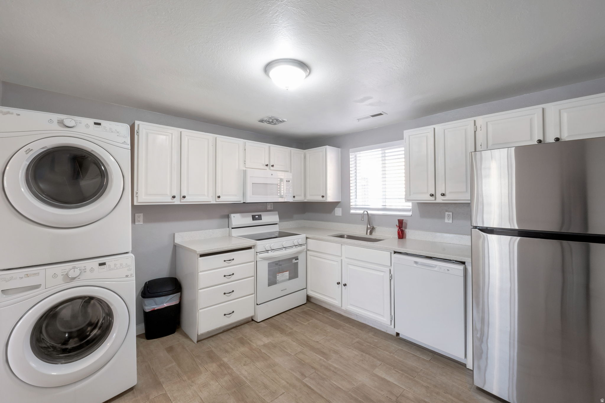 EDEN DERRY PLACE - Residential