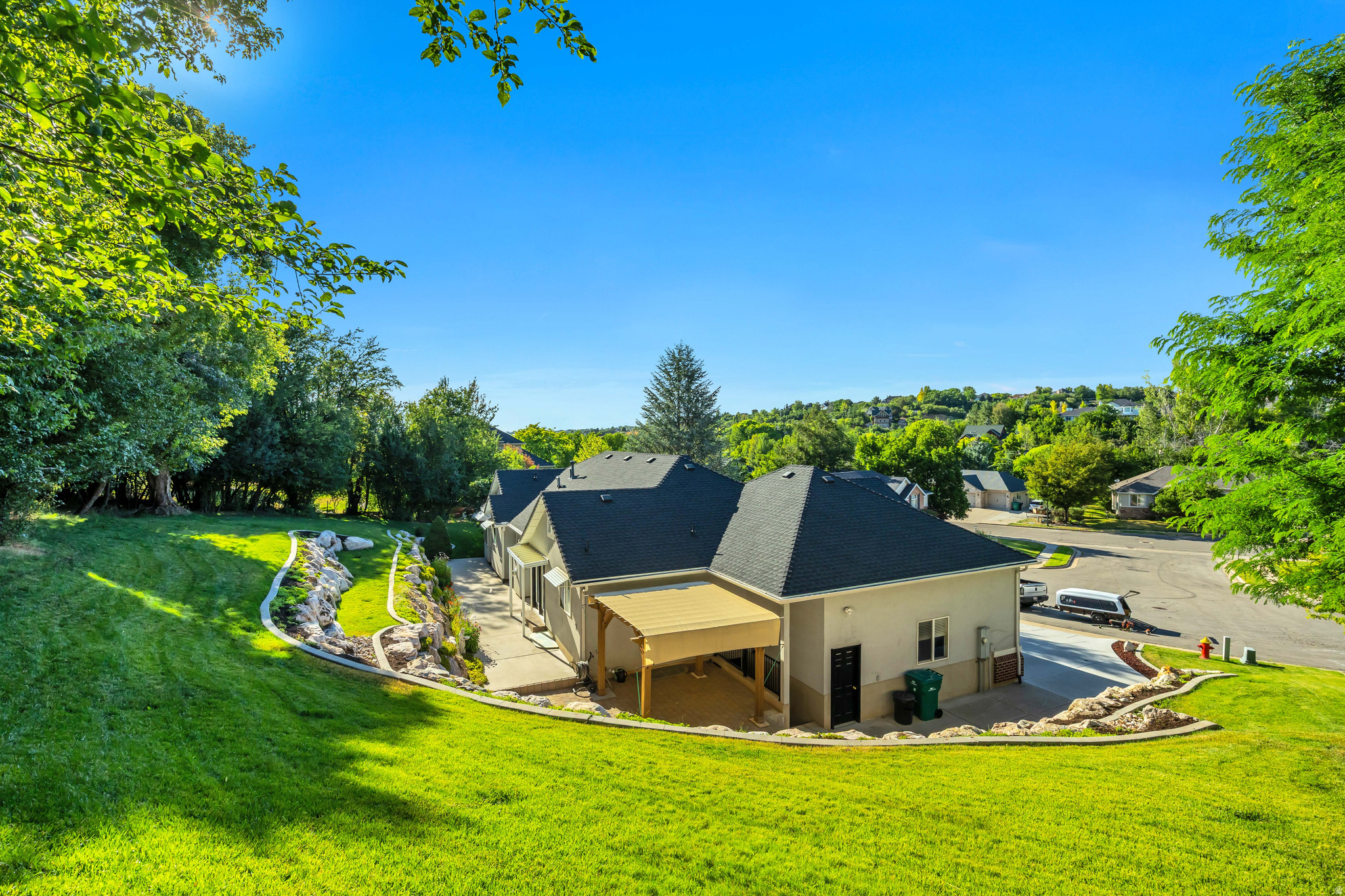 CHERRY MEADOWS - Residential