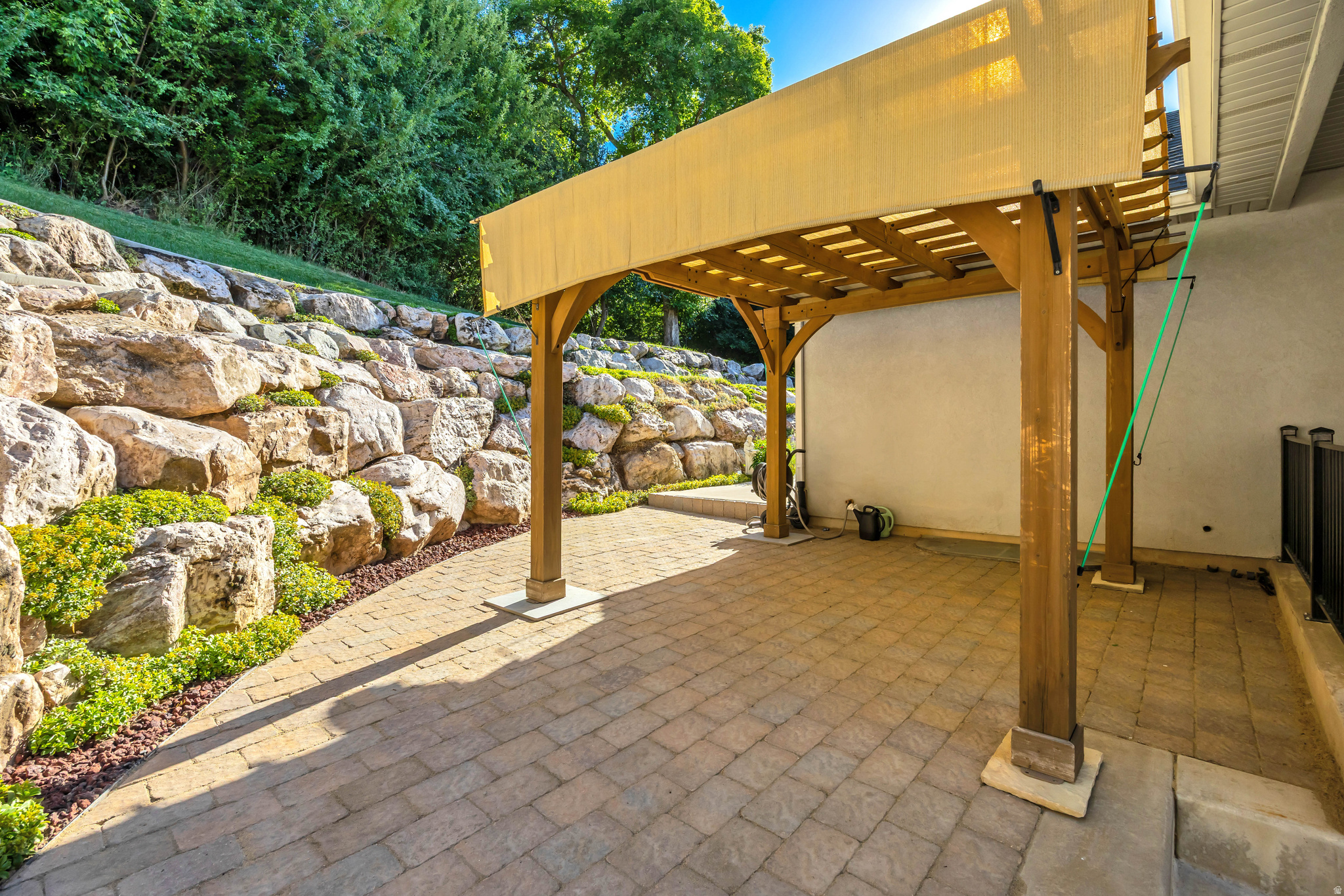 CHERRY MEADOWS - Residential
