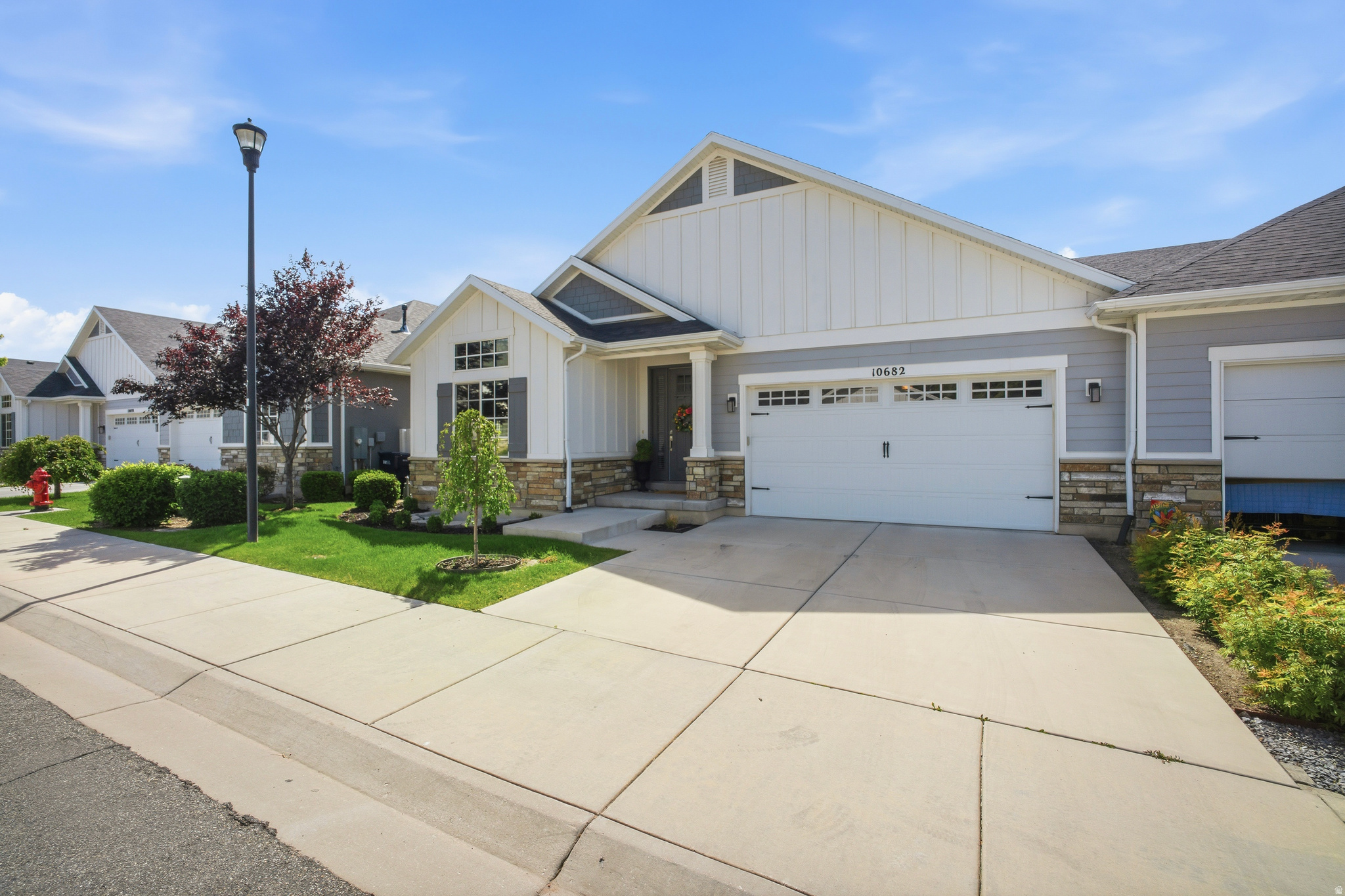BRIDLEWOOD COURT - Residential