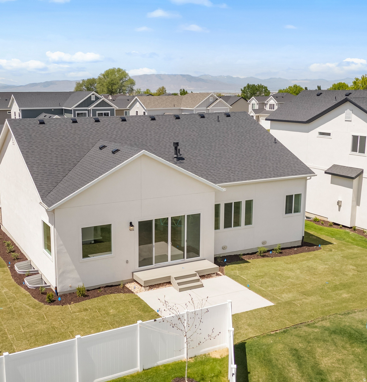 PARKSIDE AT SUNRISE RANCH - Residential