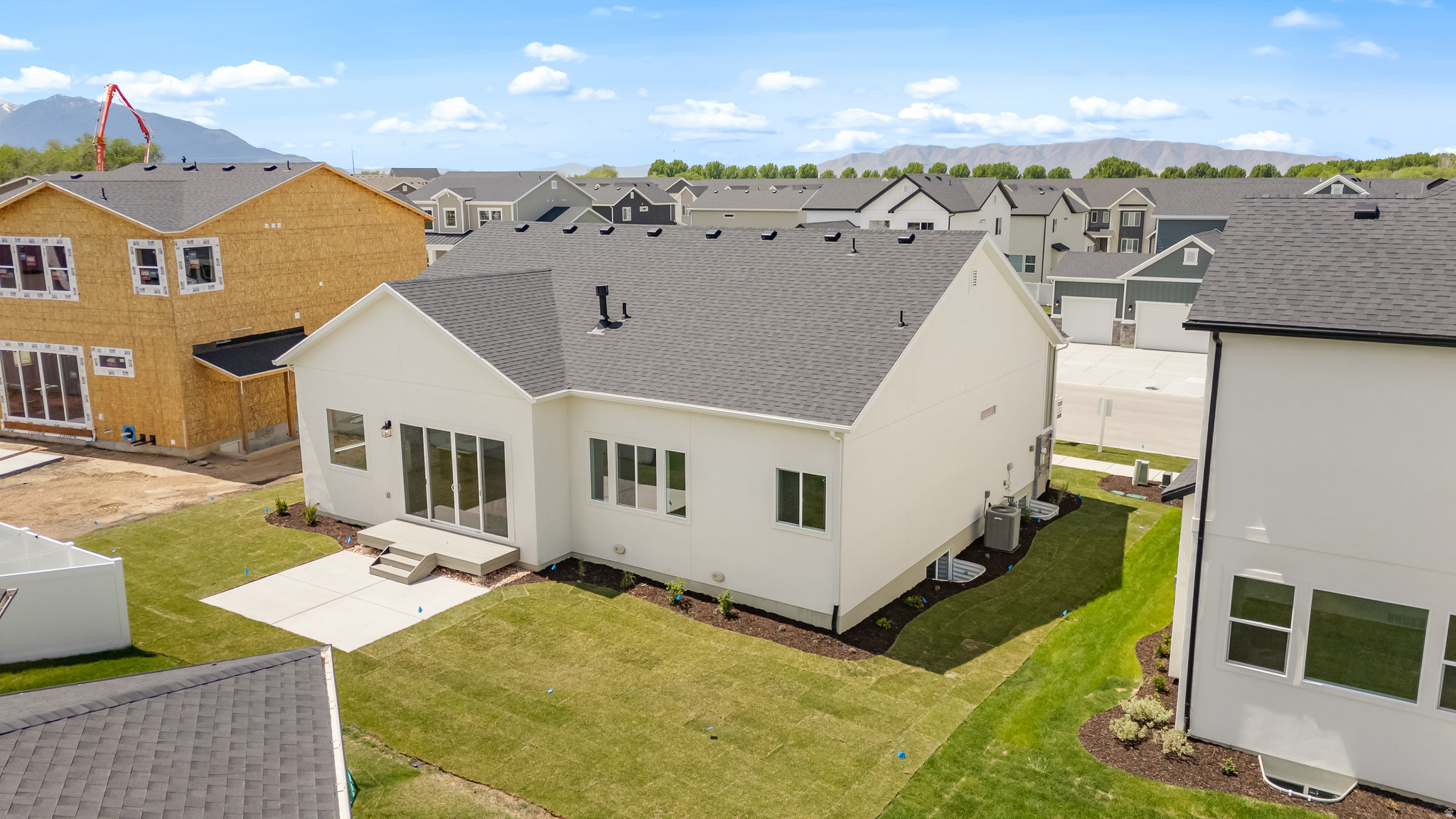 PARKSIDE AT SUNRISE RANCH - Residential