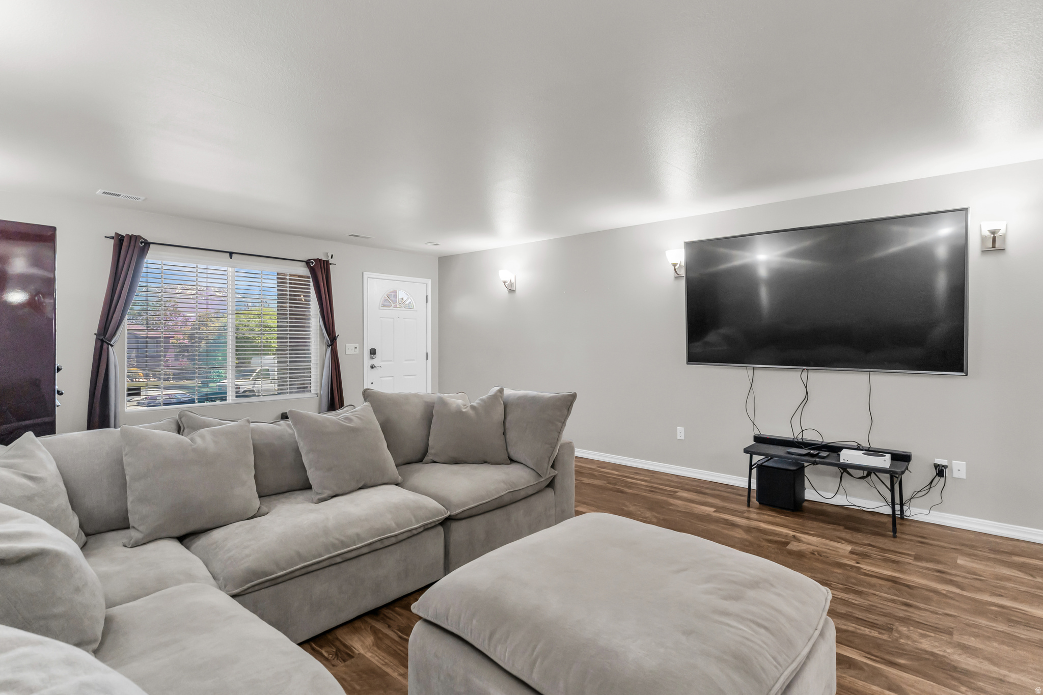 THE VILLAGE OF HAWKS LANDING - Residential