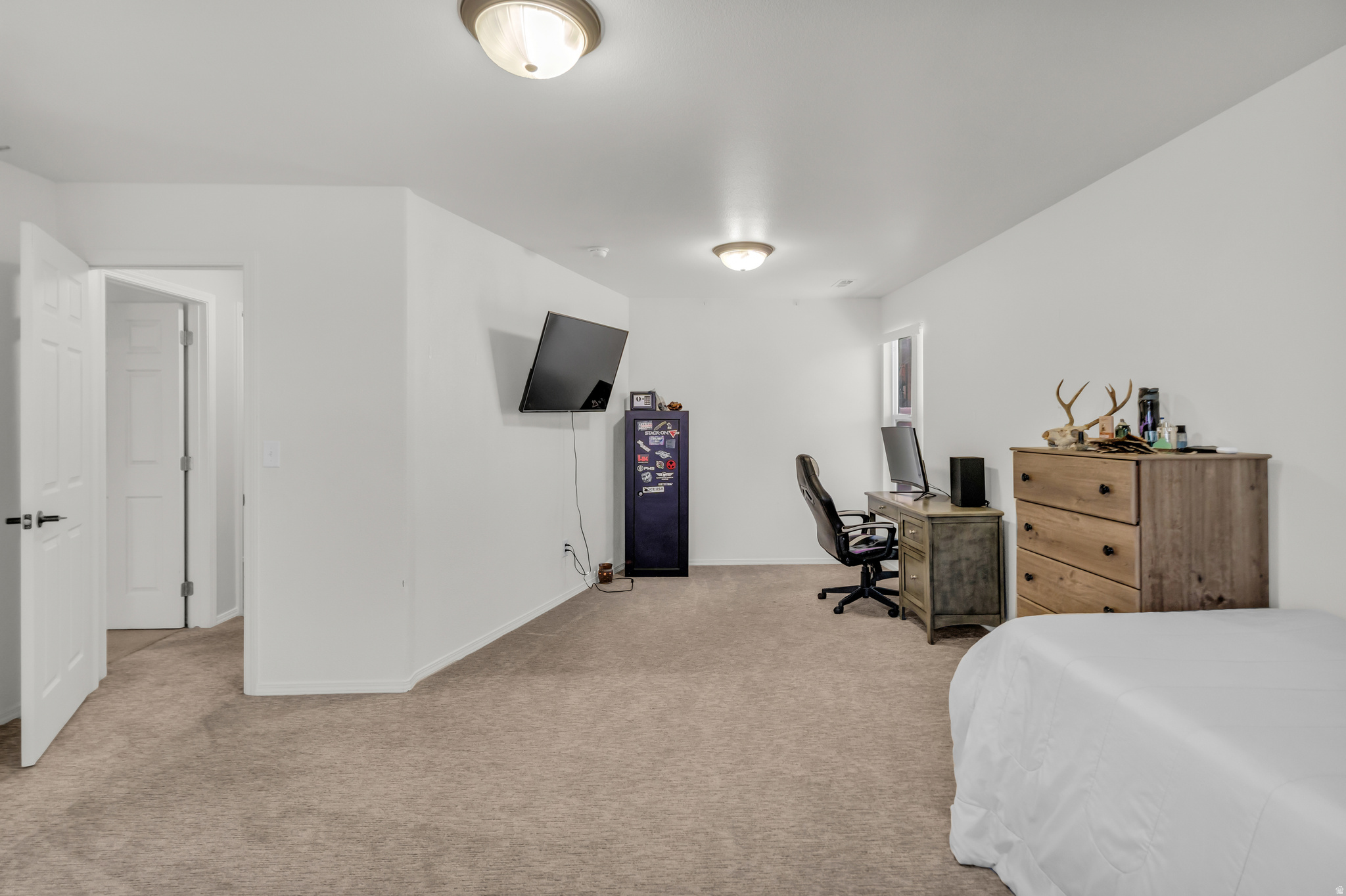 THE VILLAGE OF HAWKS LANDING - Residential