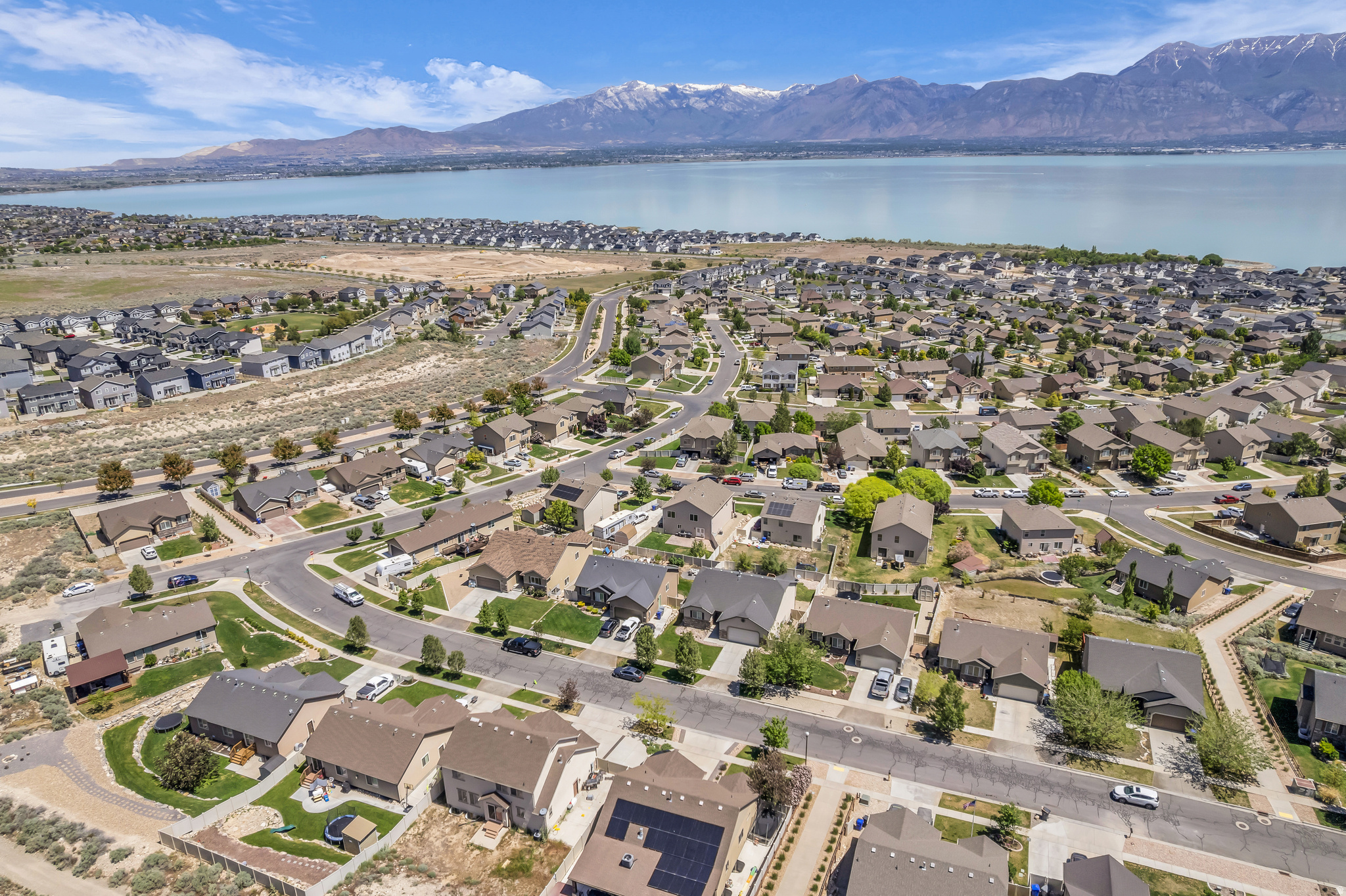 THE VILLAGE OF HAWKS LANDING - Residential
