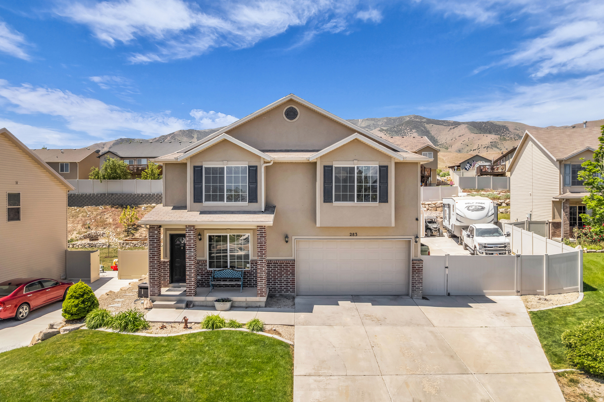 THE VILLAGE OF HAWKS LANDING - Residential