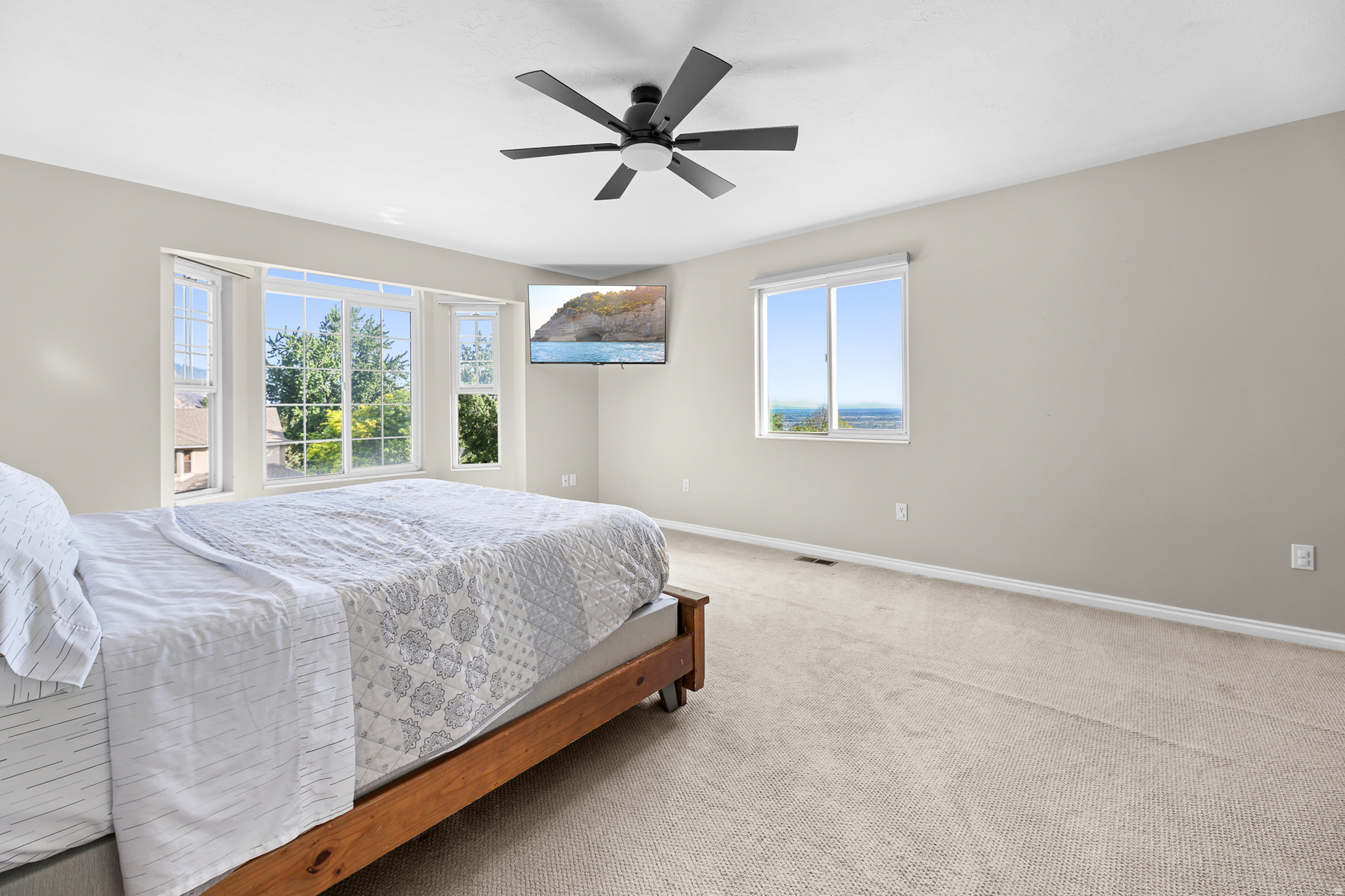 LAKEVIEW HEIGHTS - Residential
