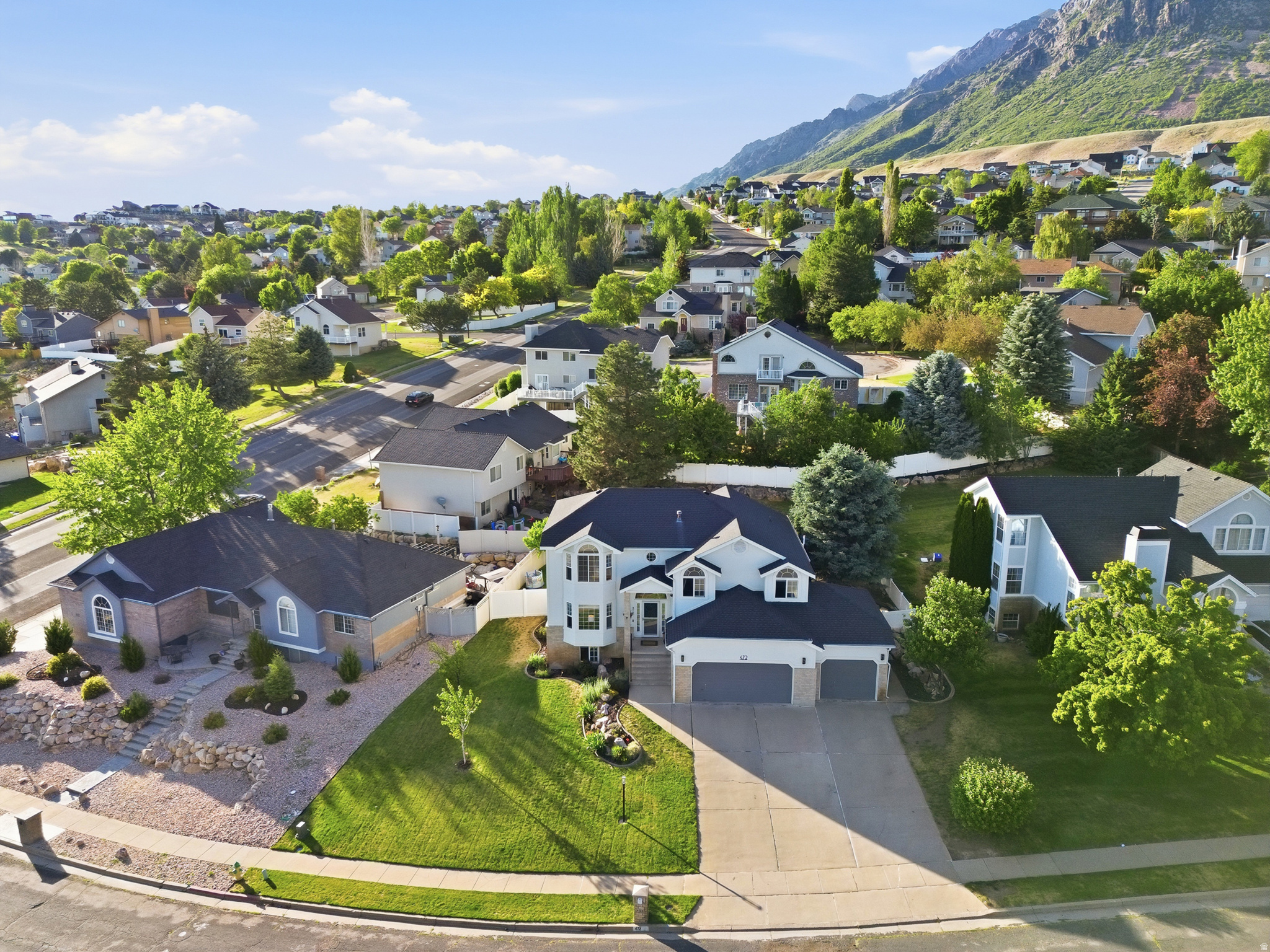 LAKEVIEW HEIGHTS - Residential