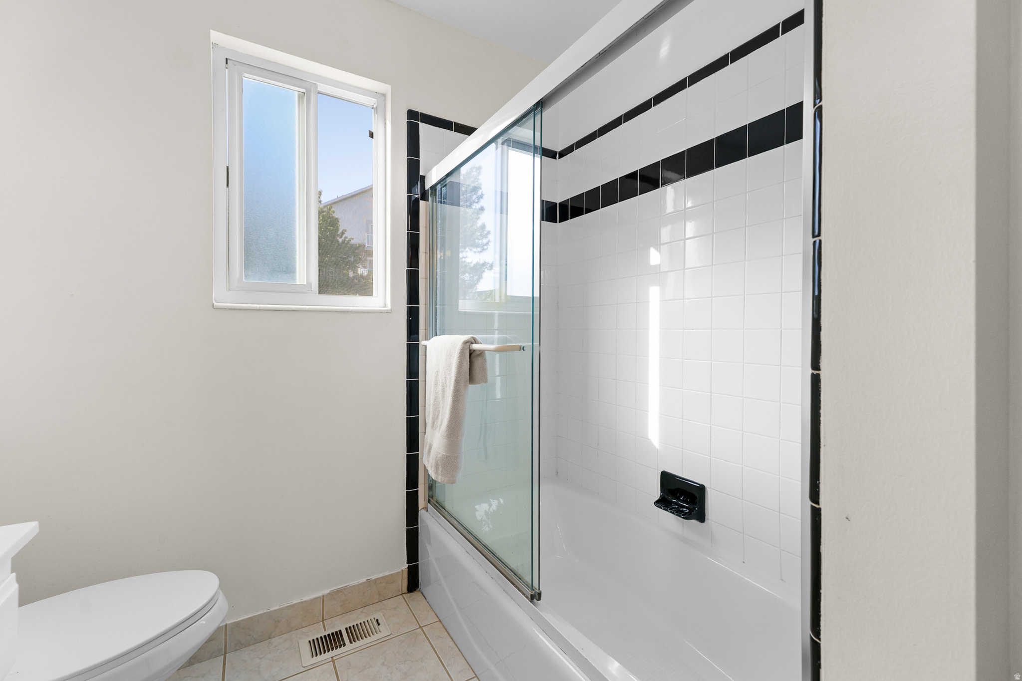 LAKEVIEW HEIGHTS - Residential