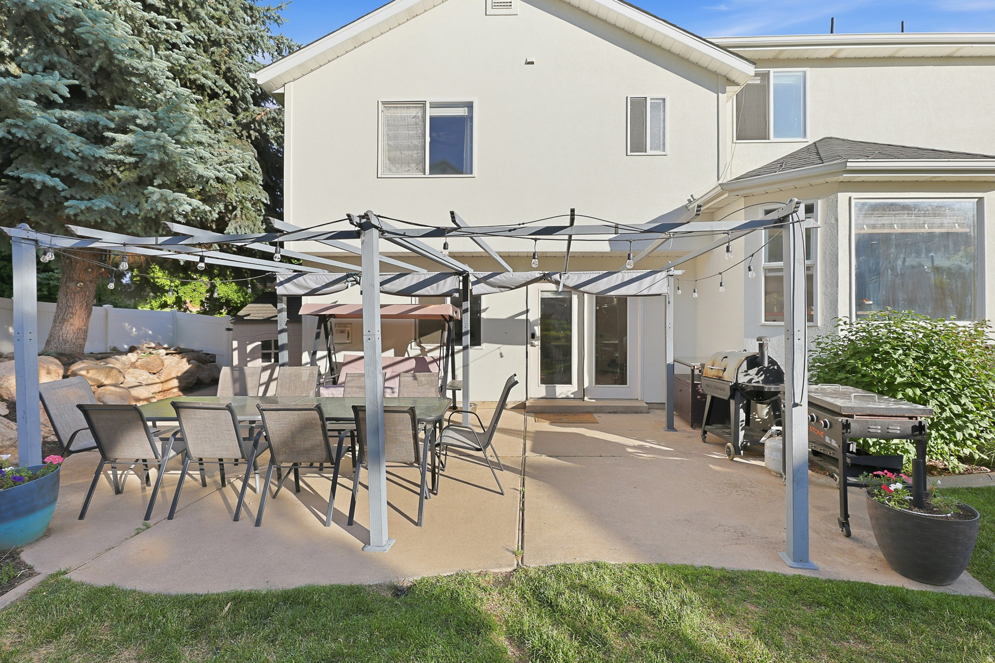 LAKEVIEW HEIGHTS - Residential