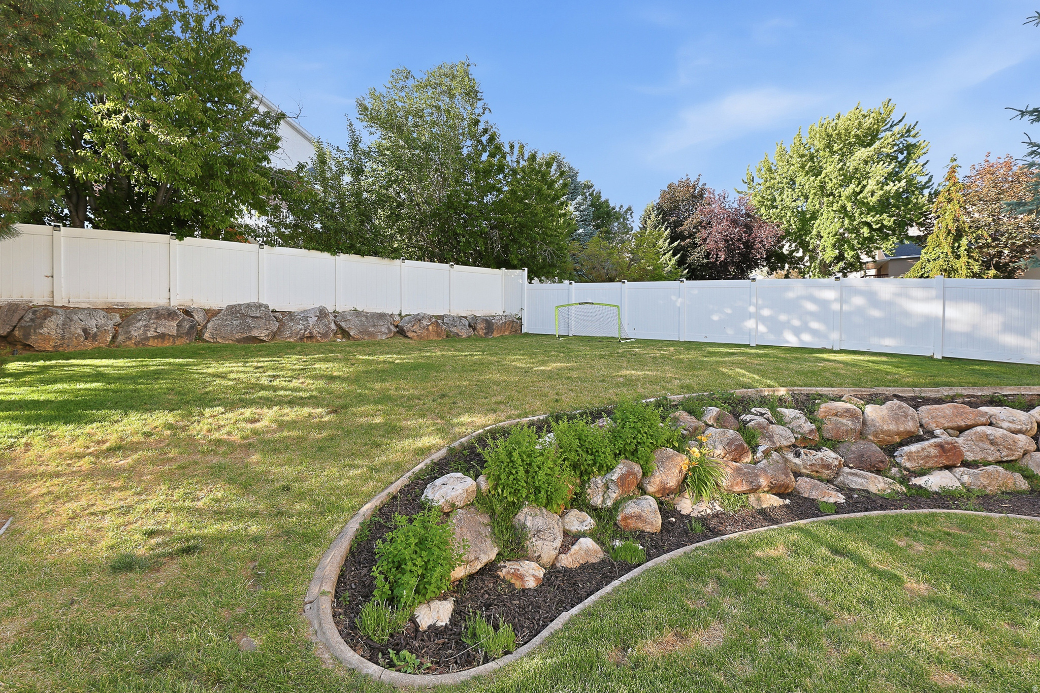 LAKEVIEW HEIGHTS - Residential
