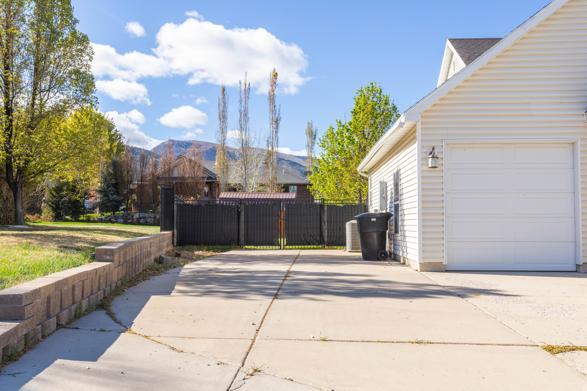 SHINGLE MILL SUBDIVI - Residential