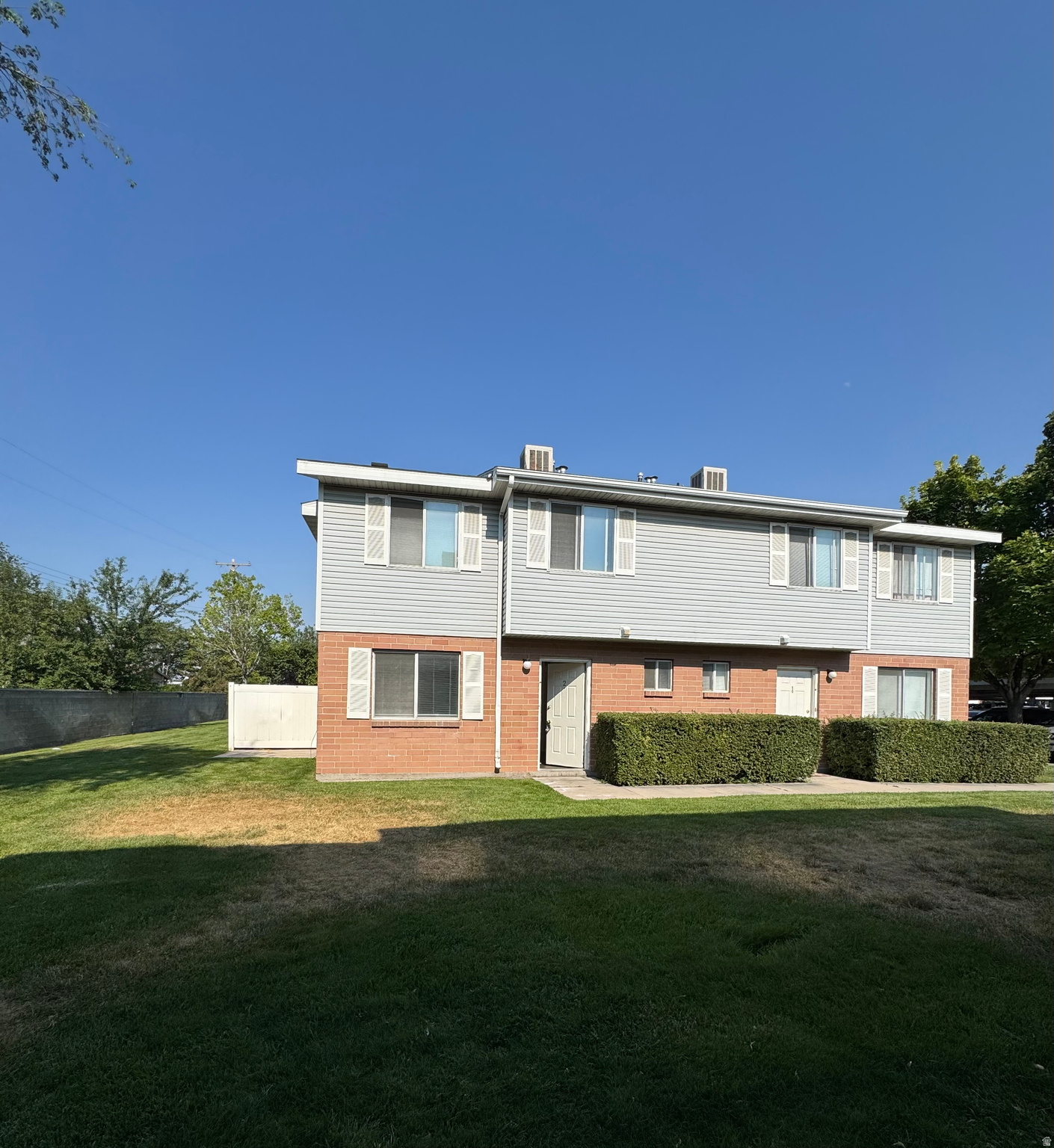 RIDGELAND CONDOS - Residential