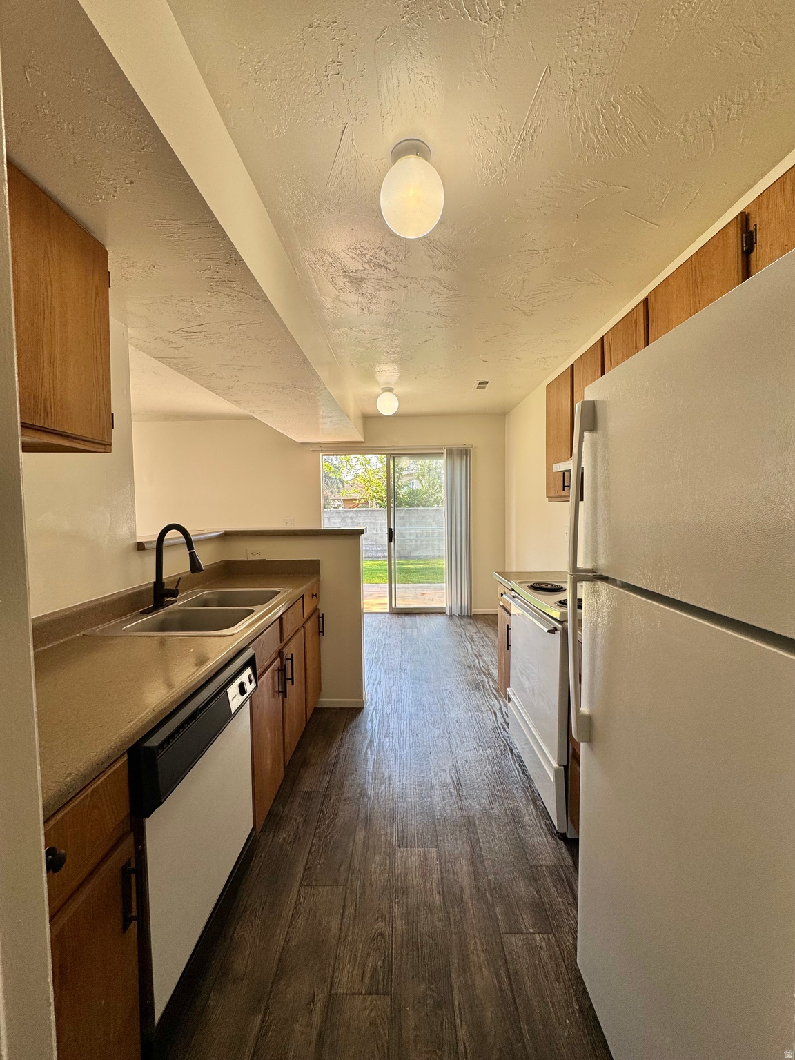 RIDGELAND CONDOS - Residential