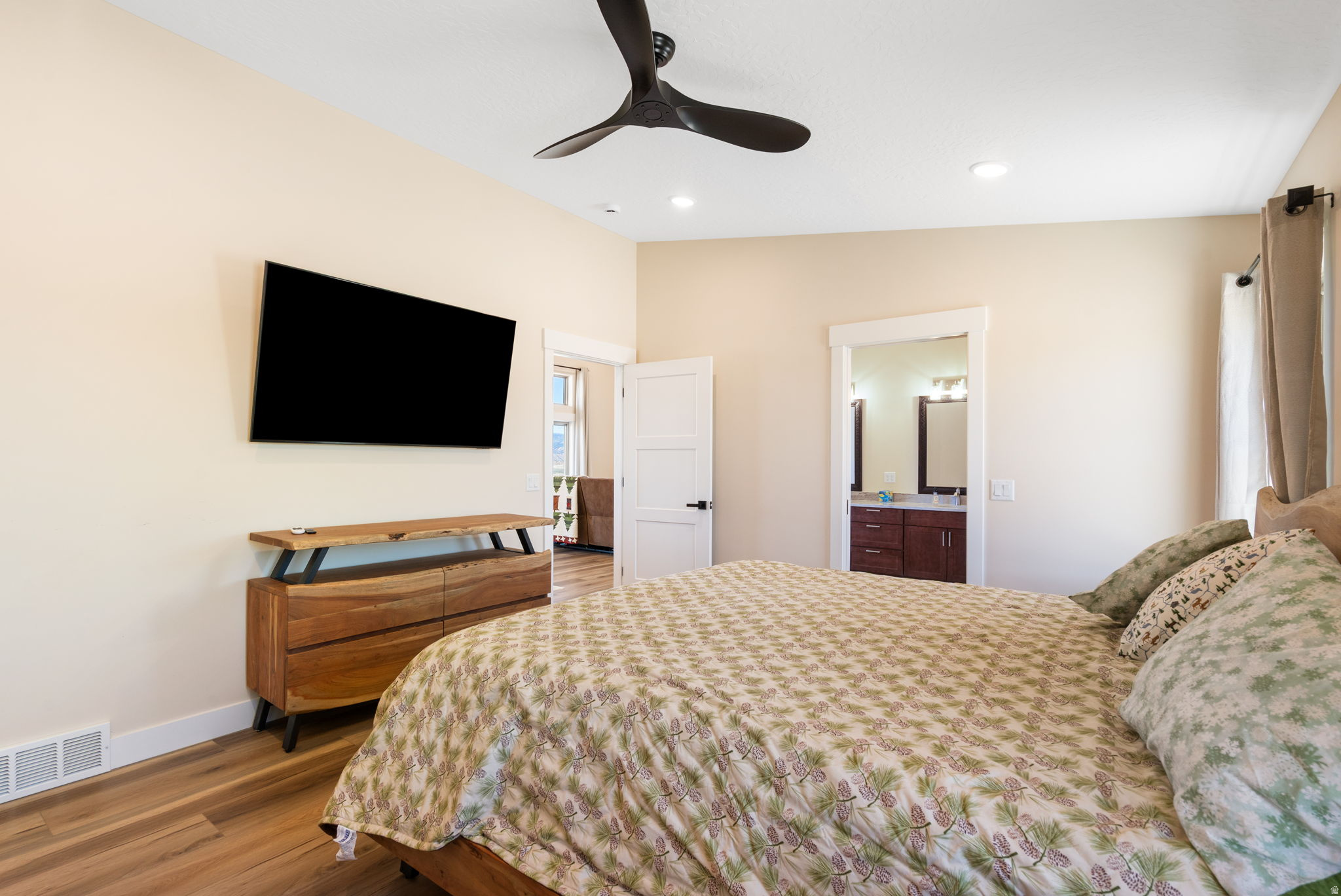 YUBA LAKESIDE - Residential