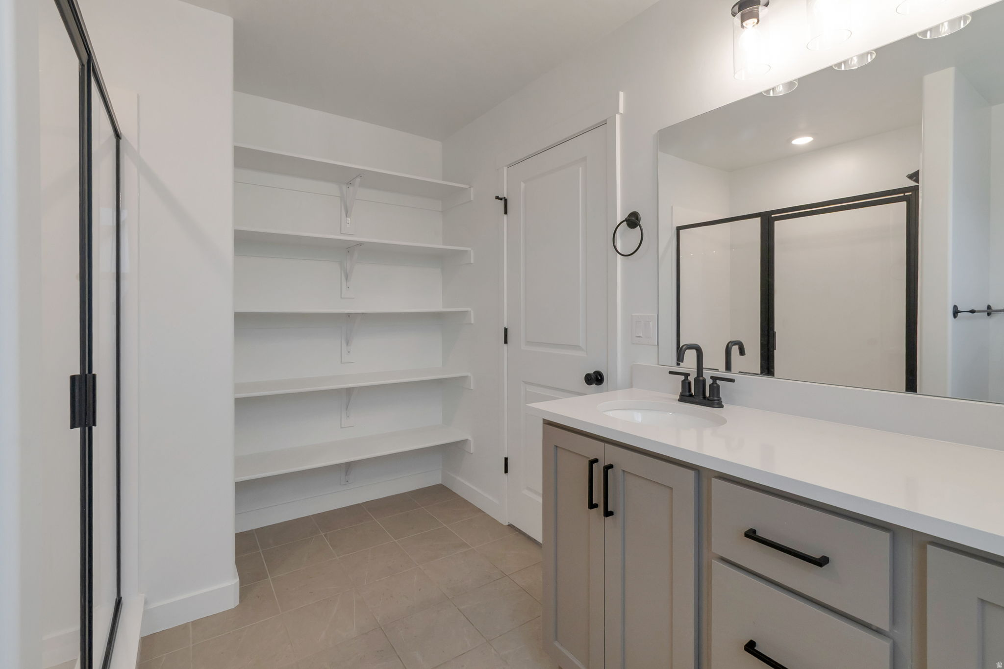 HAVEN OAKS - Residential