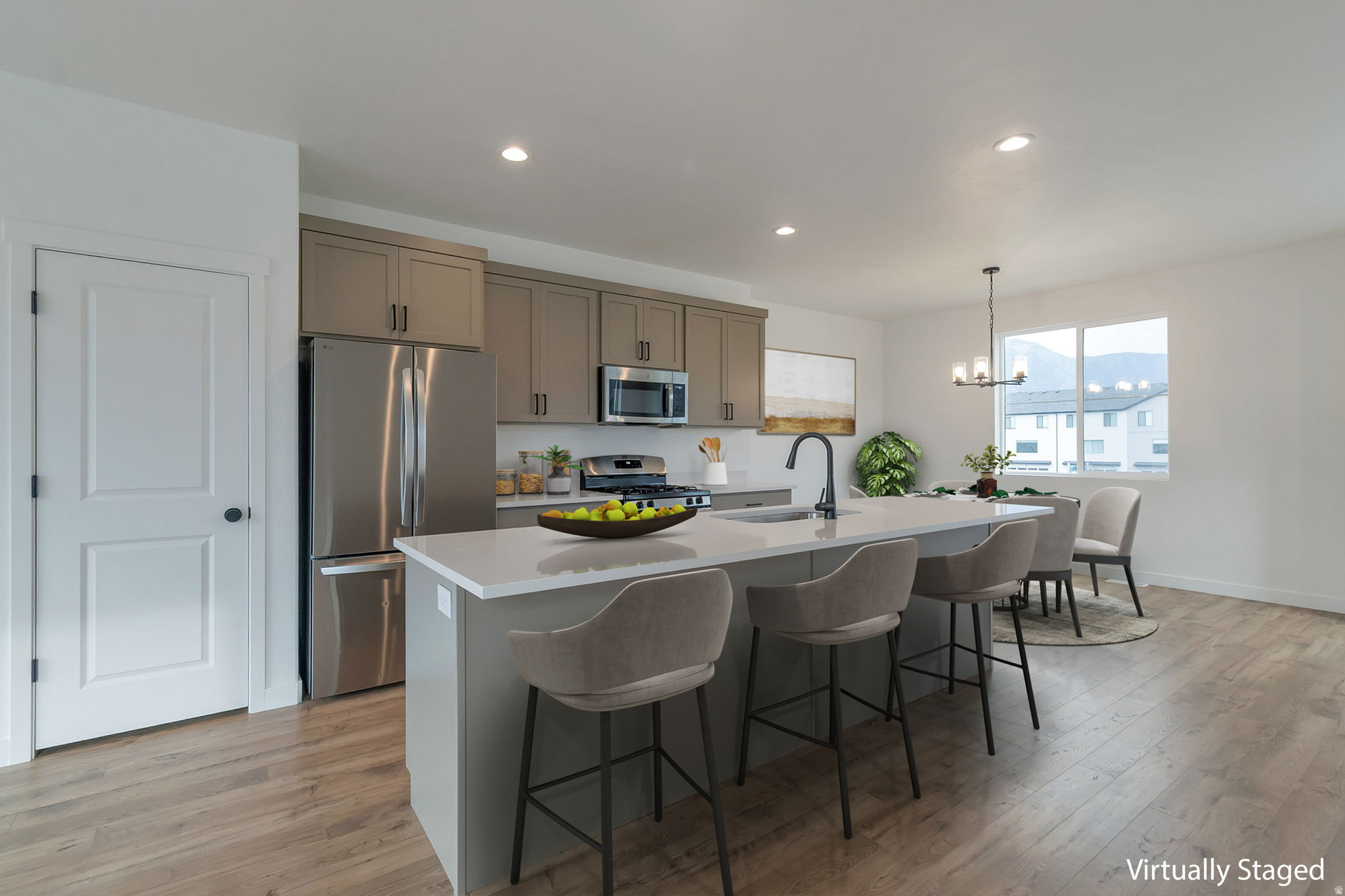 HAVEN OAKS - Residential