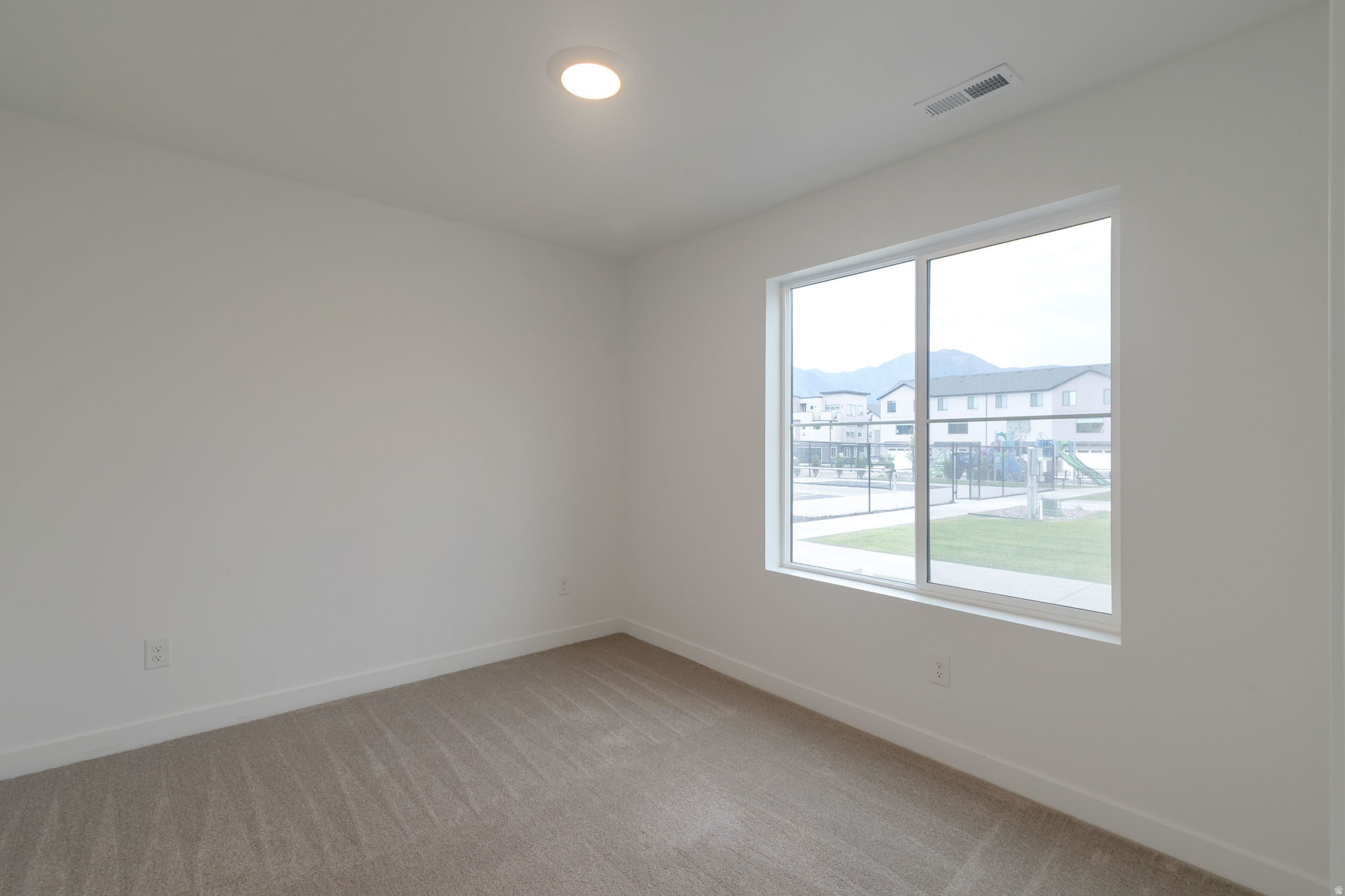 HAVEN OAKS - Residential