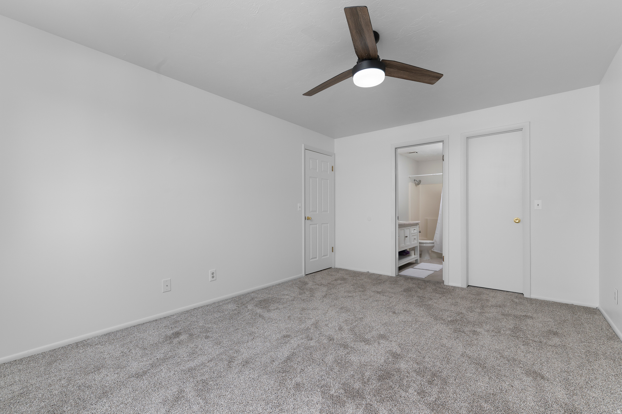 OAK MEADOWS - Residential